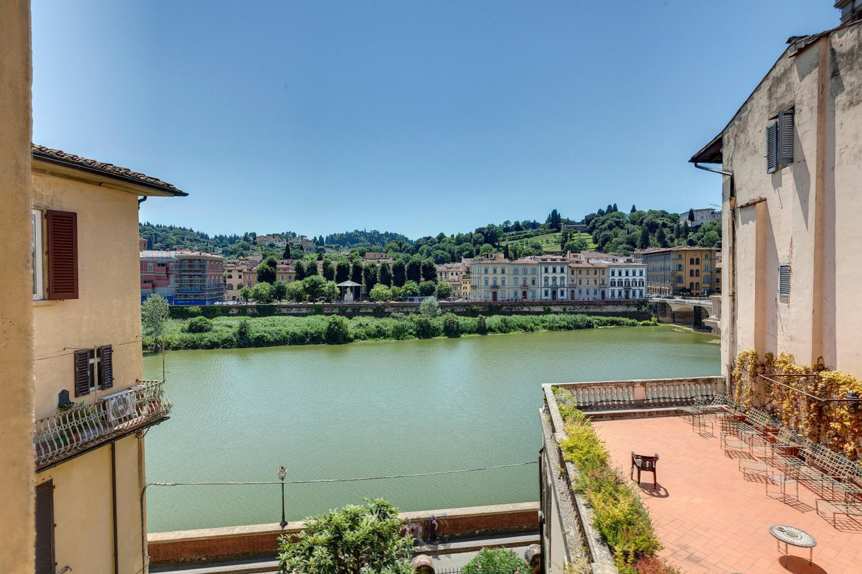 Tintori Luxury Palace by Mamo Florence