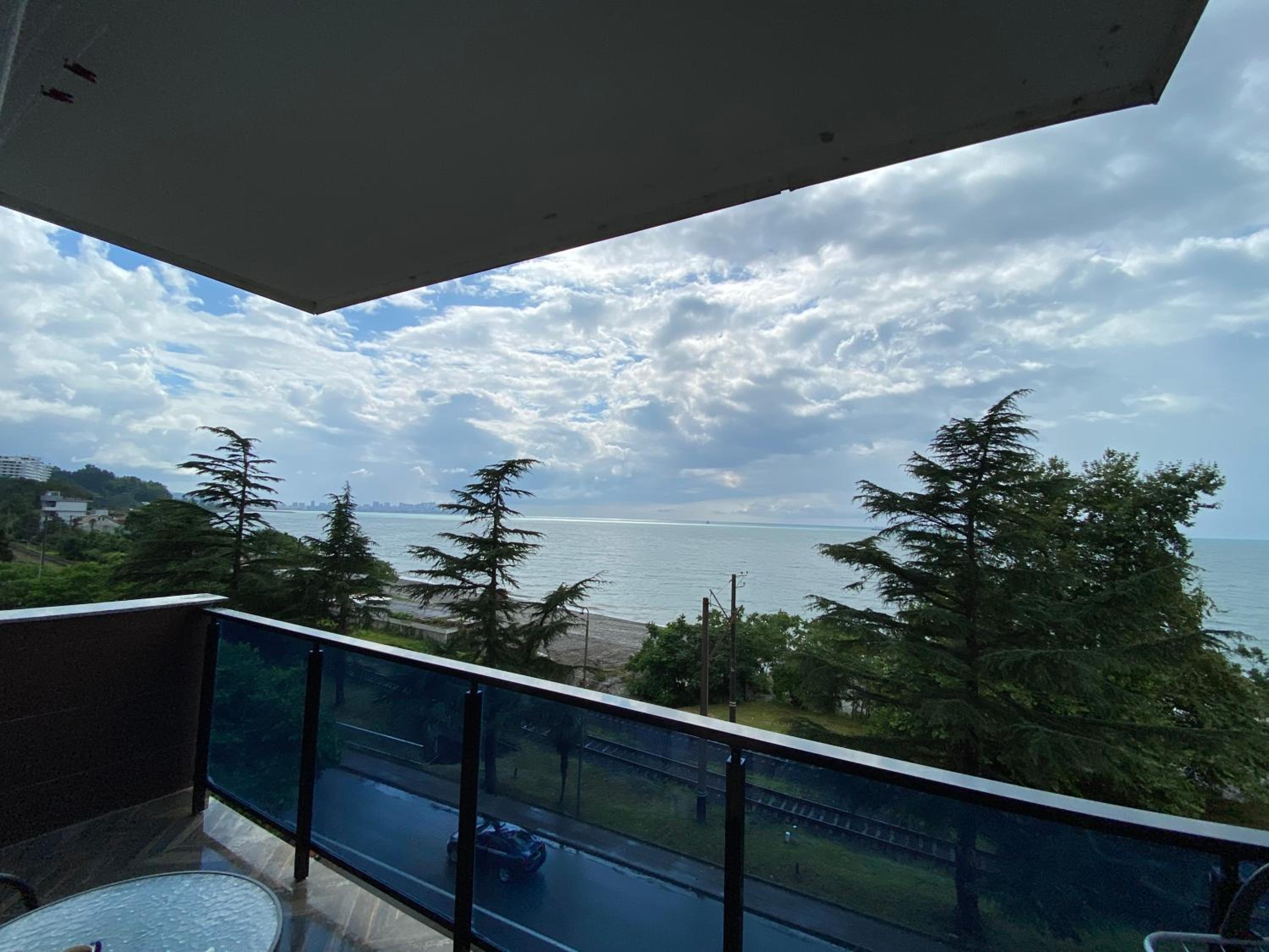 Makhinjauri - First Line Sea View