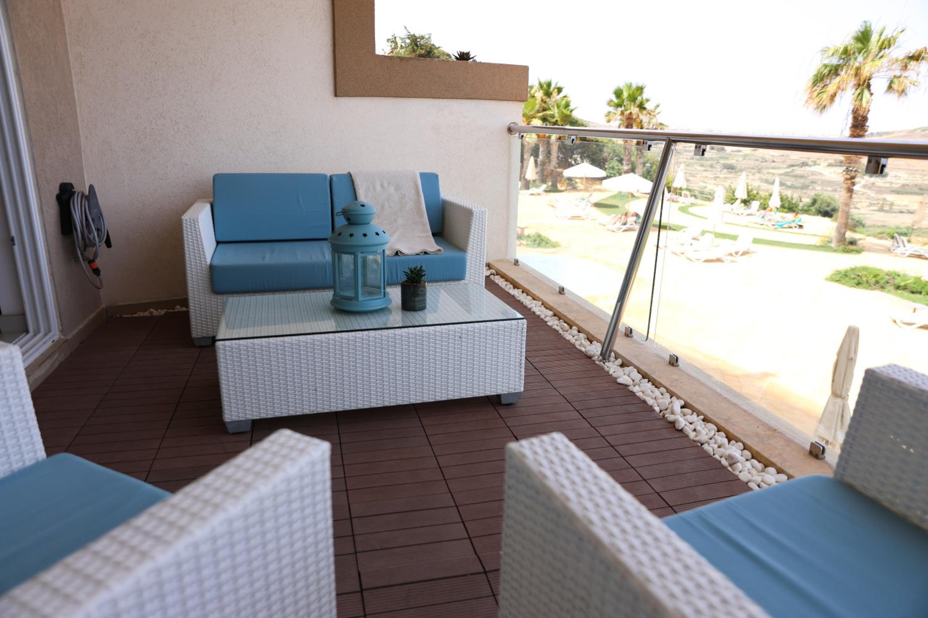 Gorgeous 2BR Gozo Apt with private balcony & Pool by 360 Estates view 4