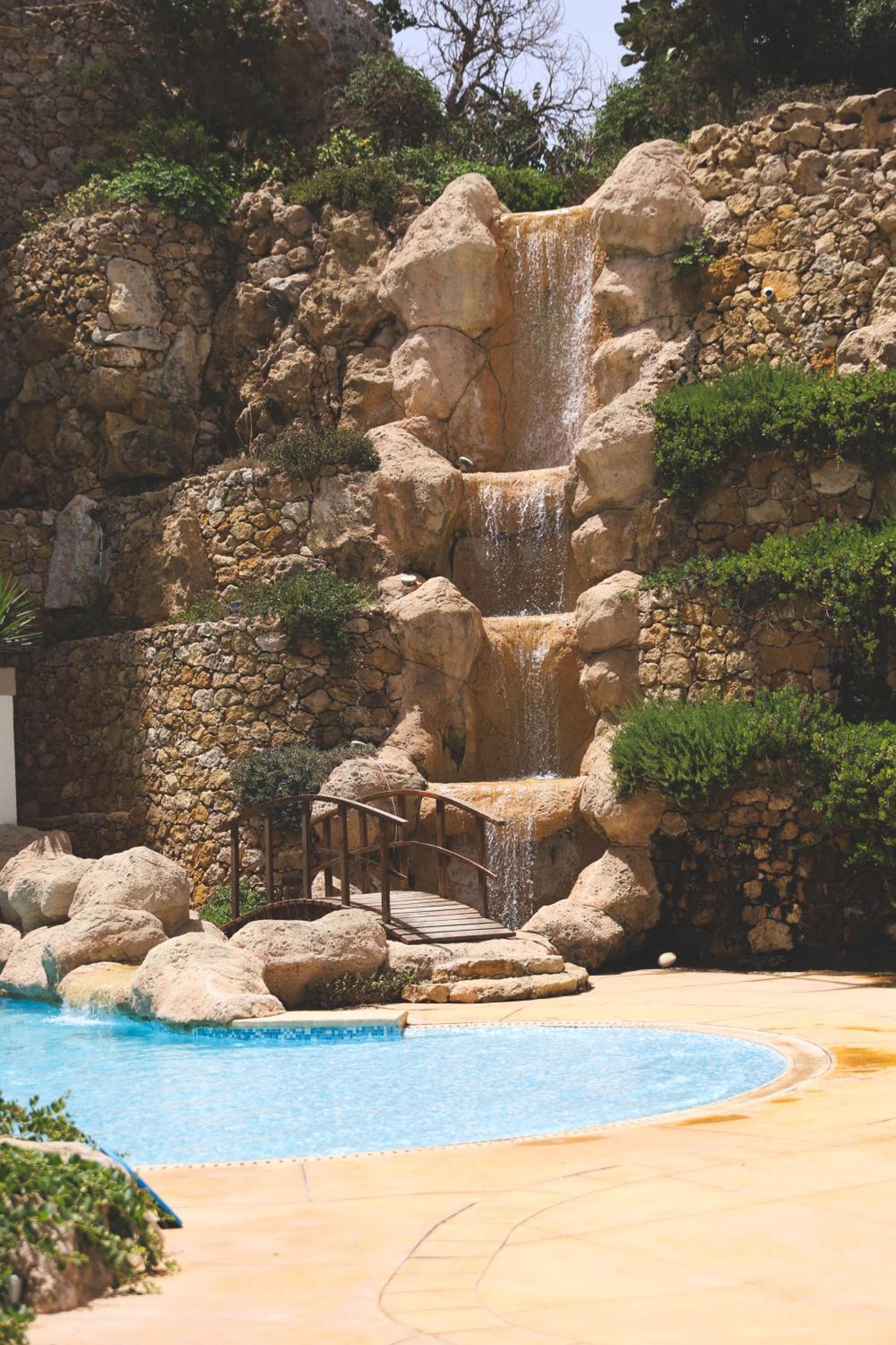 Gorgeous 2BR Gozo Apt with private balcony & Pool by 360 Estates view 3
