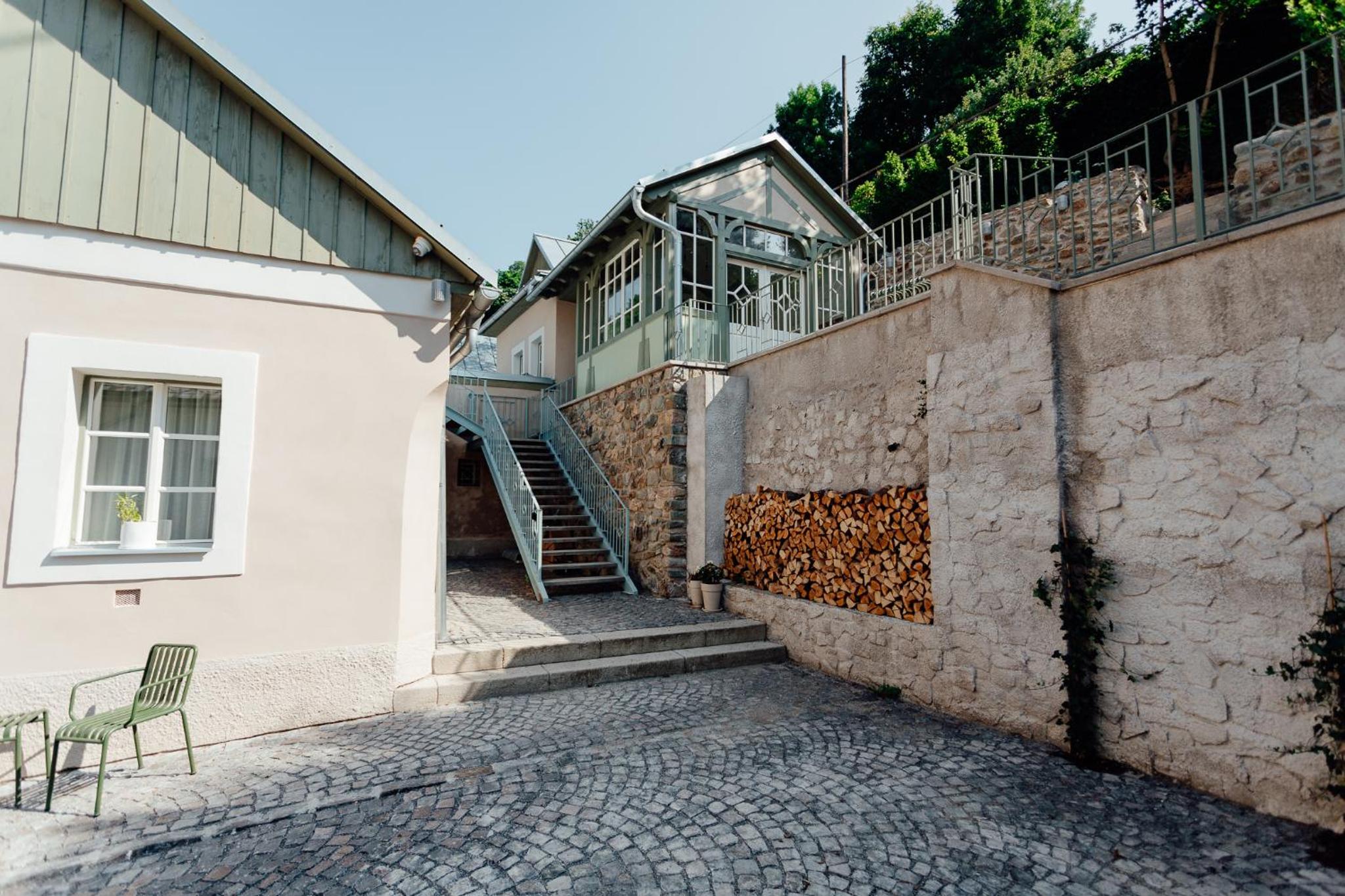 Apartmánový dom BiSou - Trojičné námestie