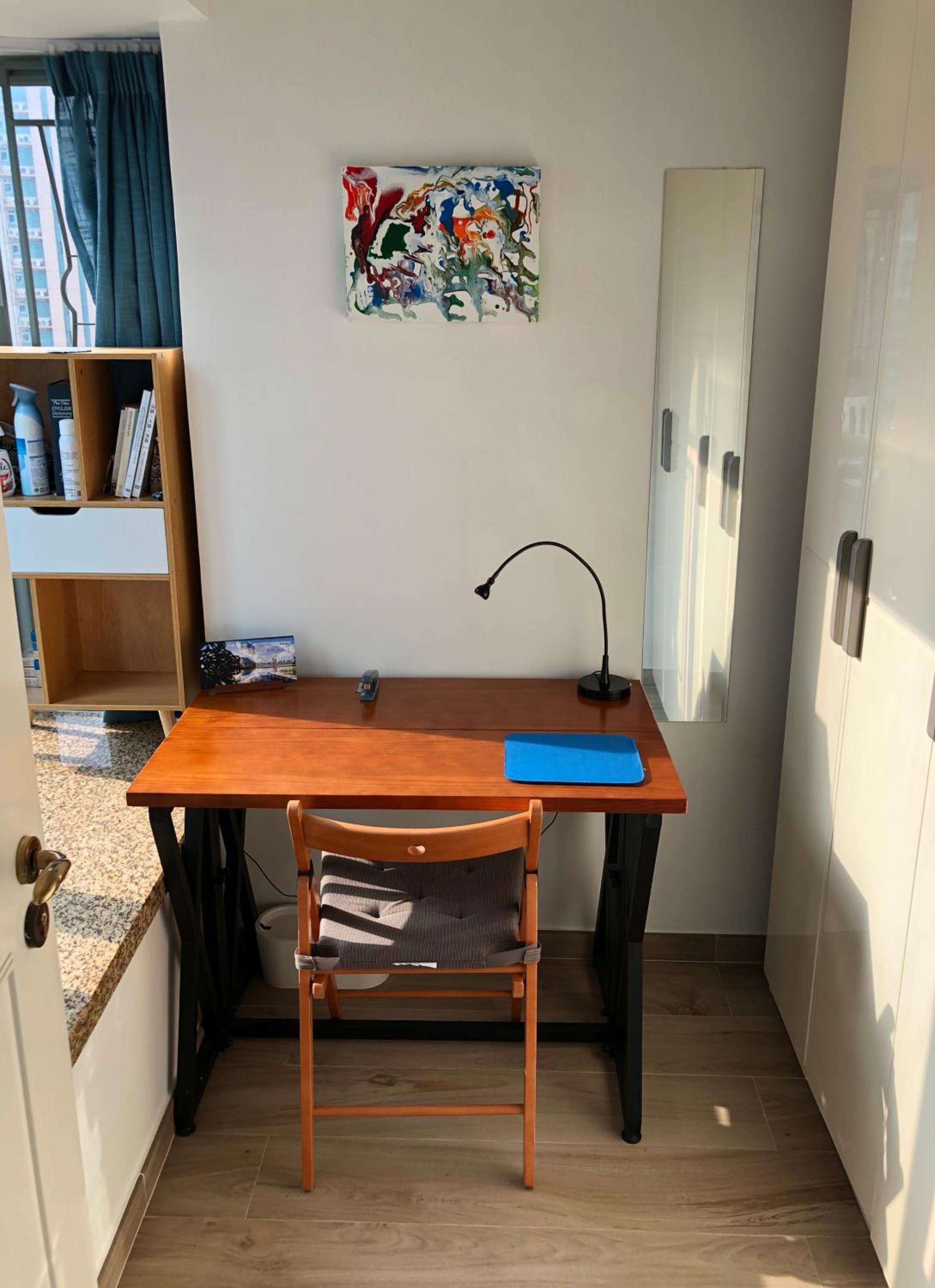 High rise comfy flat in heart of city