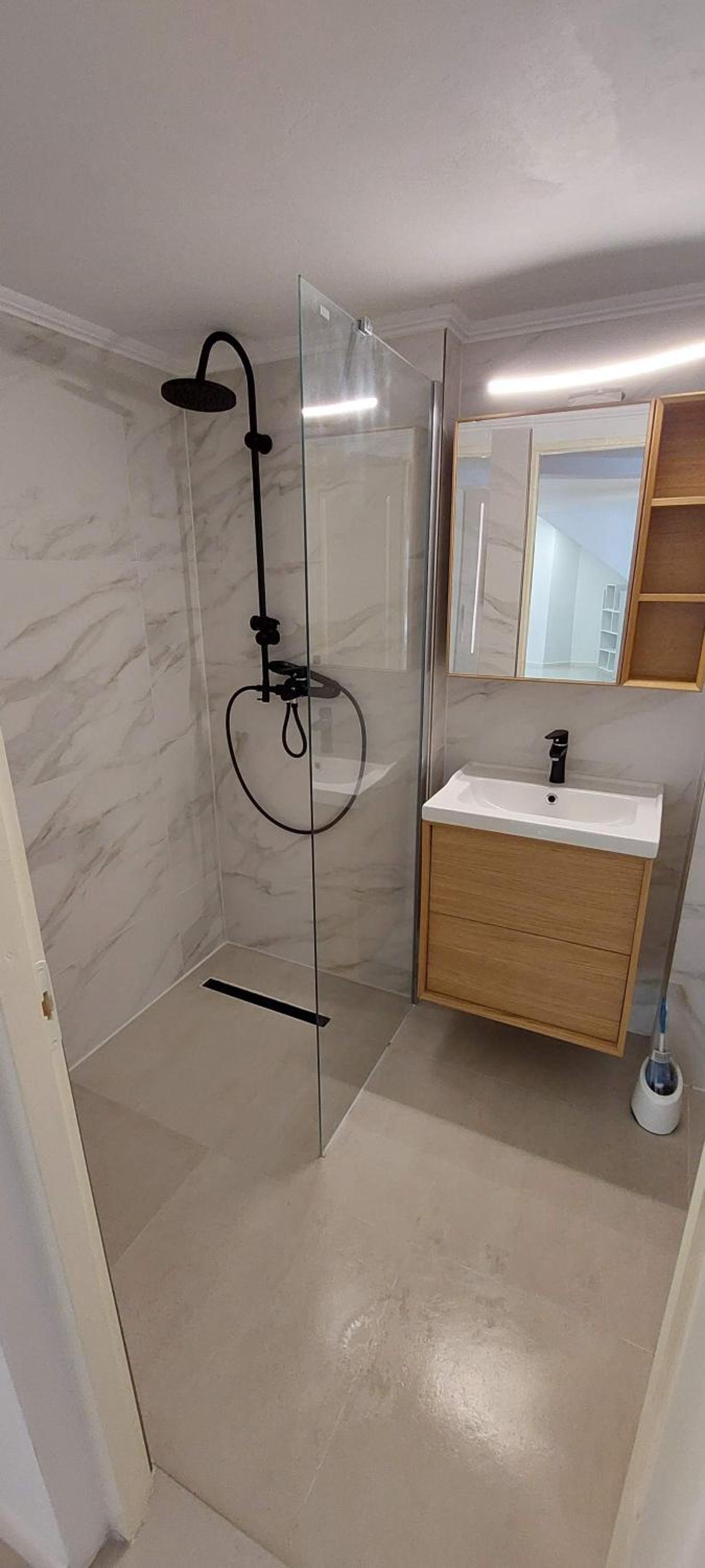 Matei Rent Apt