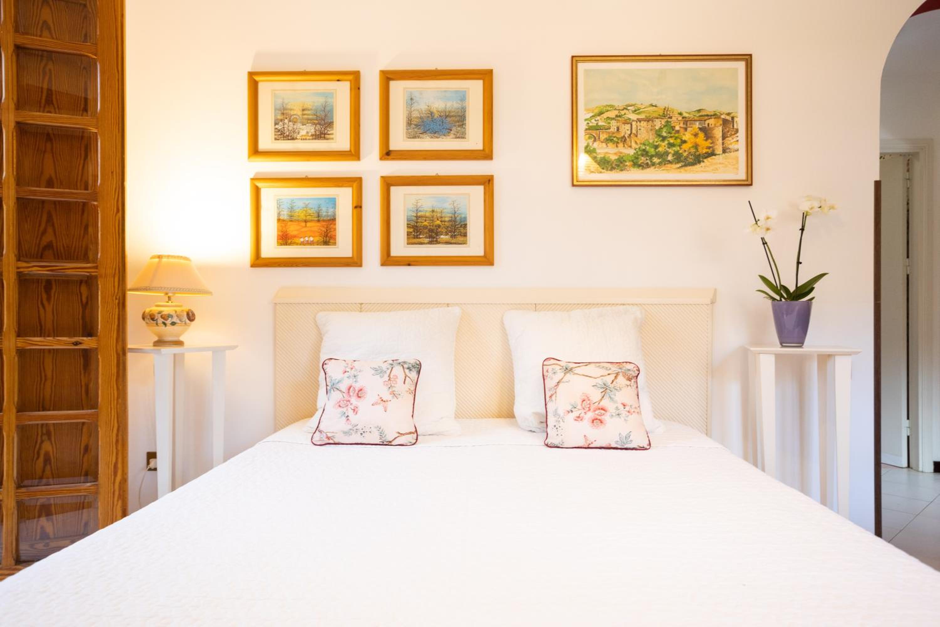 Villa nel verde sul mare, Mondello, Palermo photo 2