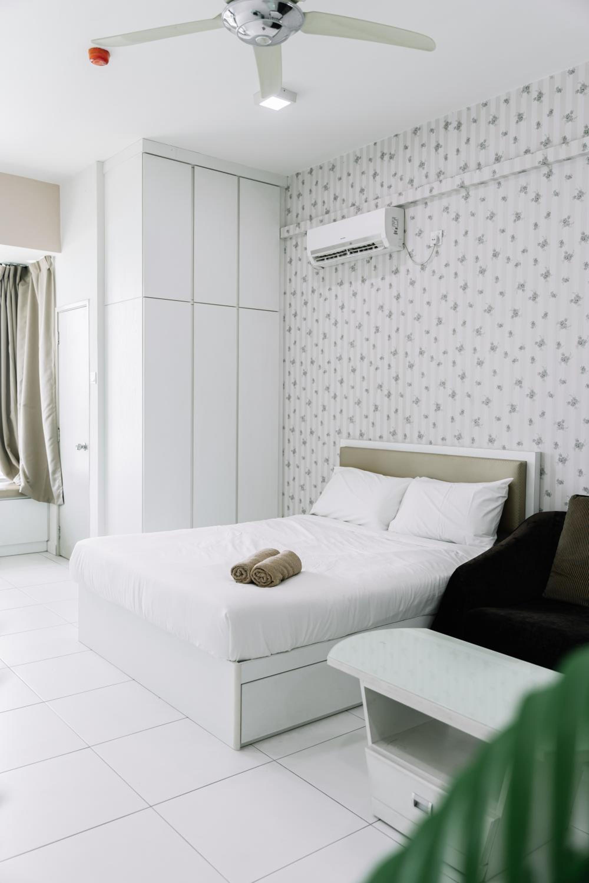 Mount austin#akademik suites#austin center
