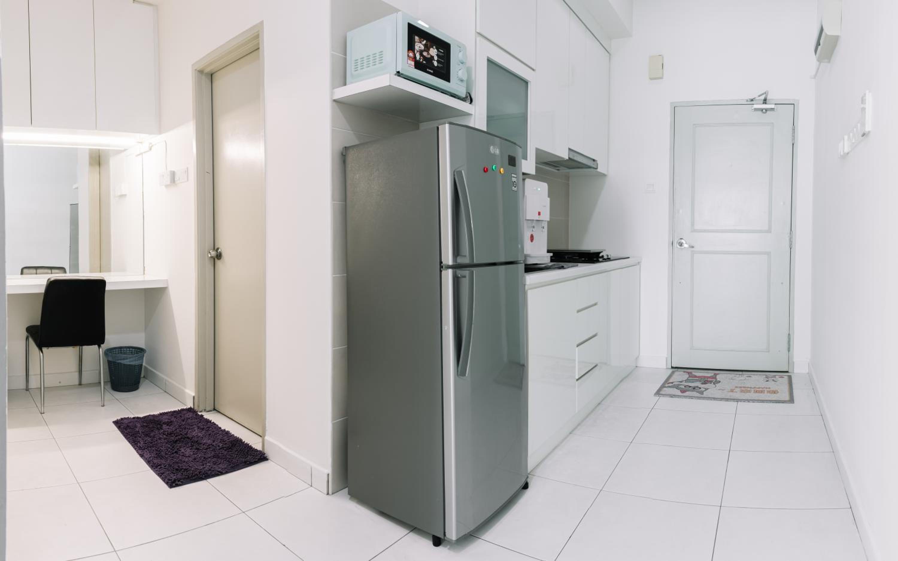 Mount austin#akademik suites#austin center