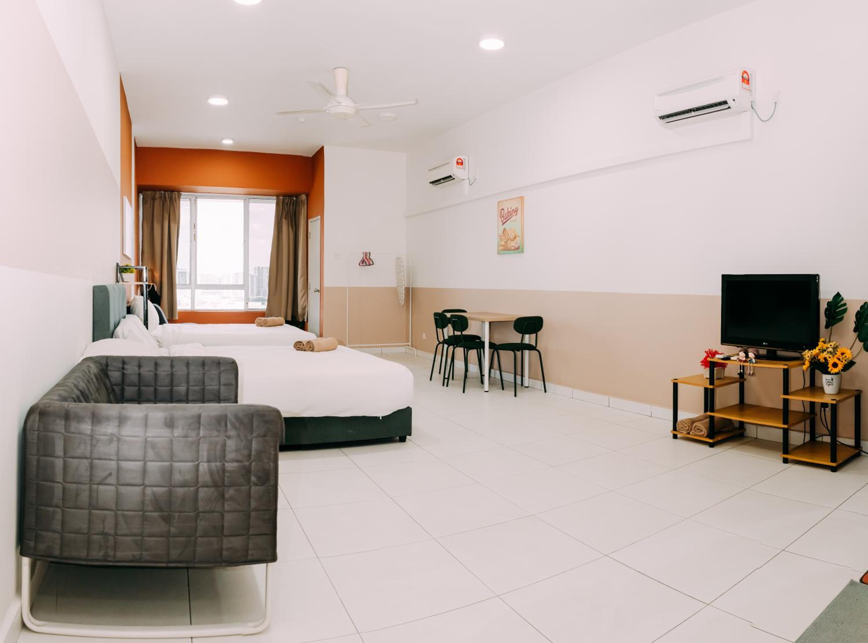 Mount austin#akademik suites#austin center