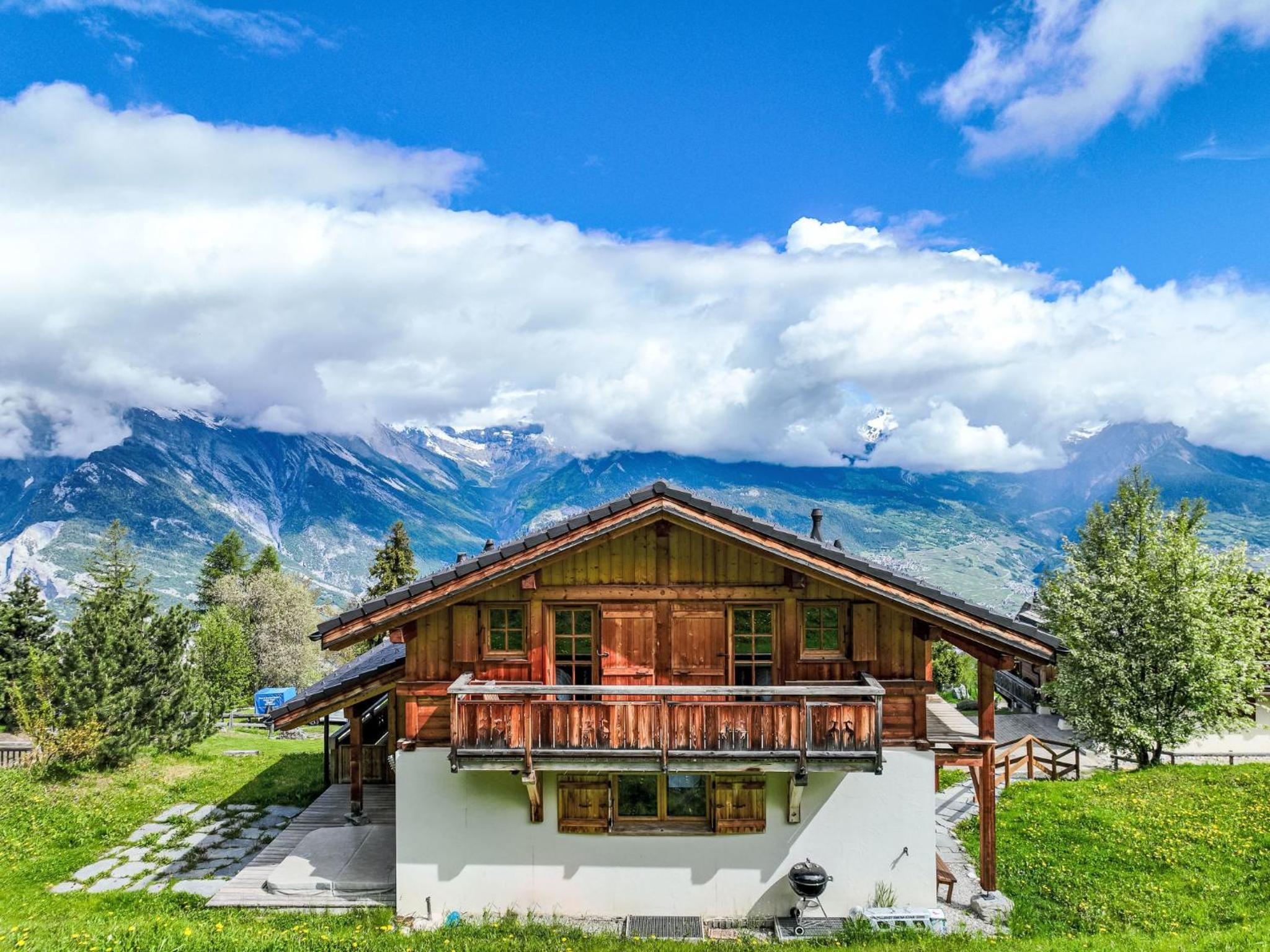 Chalet Gingembre 12 by Interhome