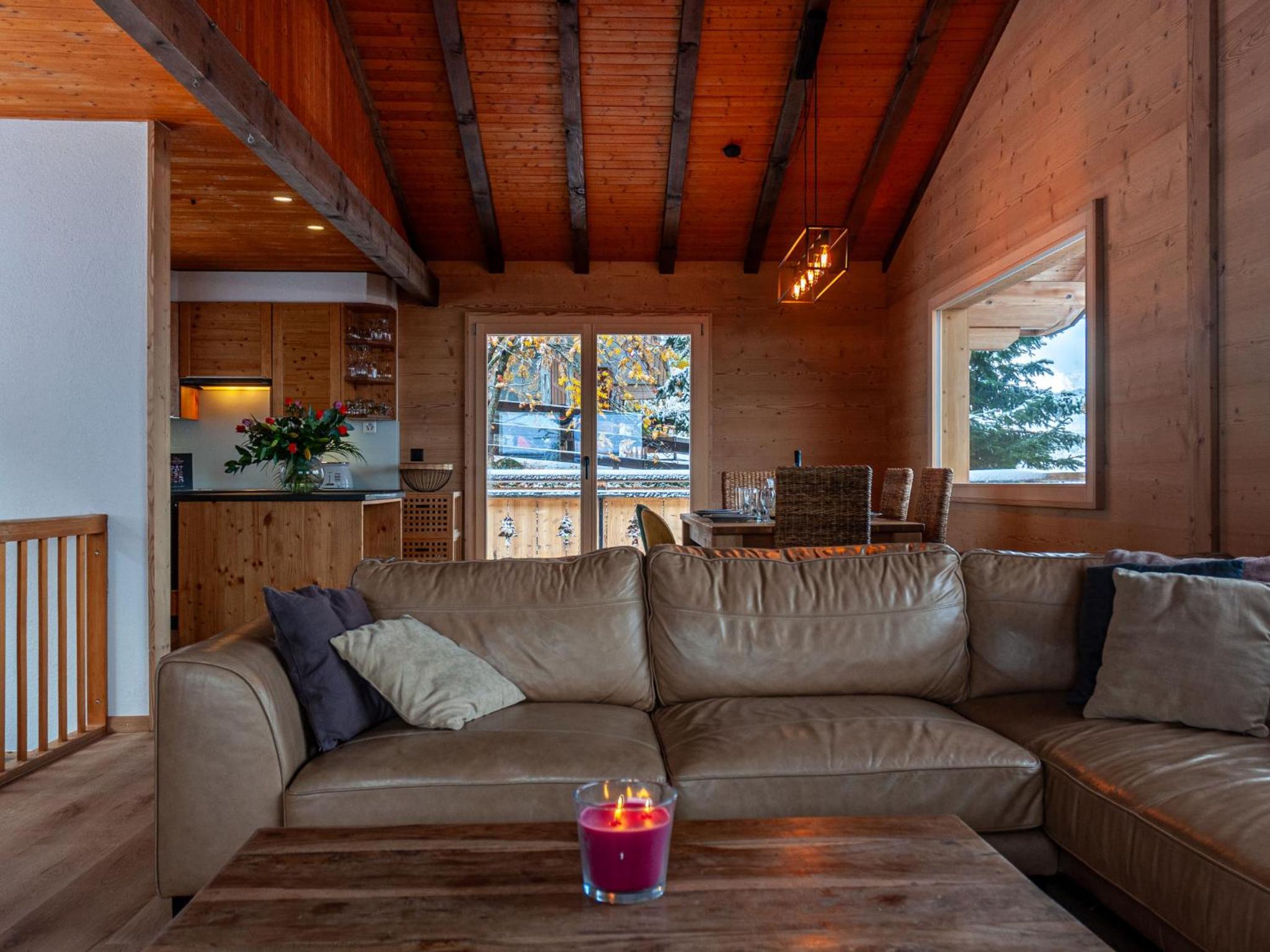 Chalet Le Loup- le Renard et la Belette by Interhome