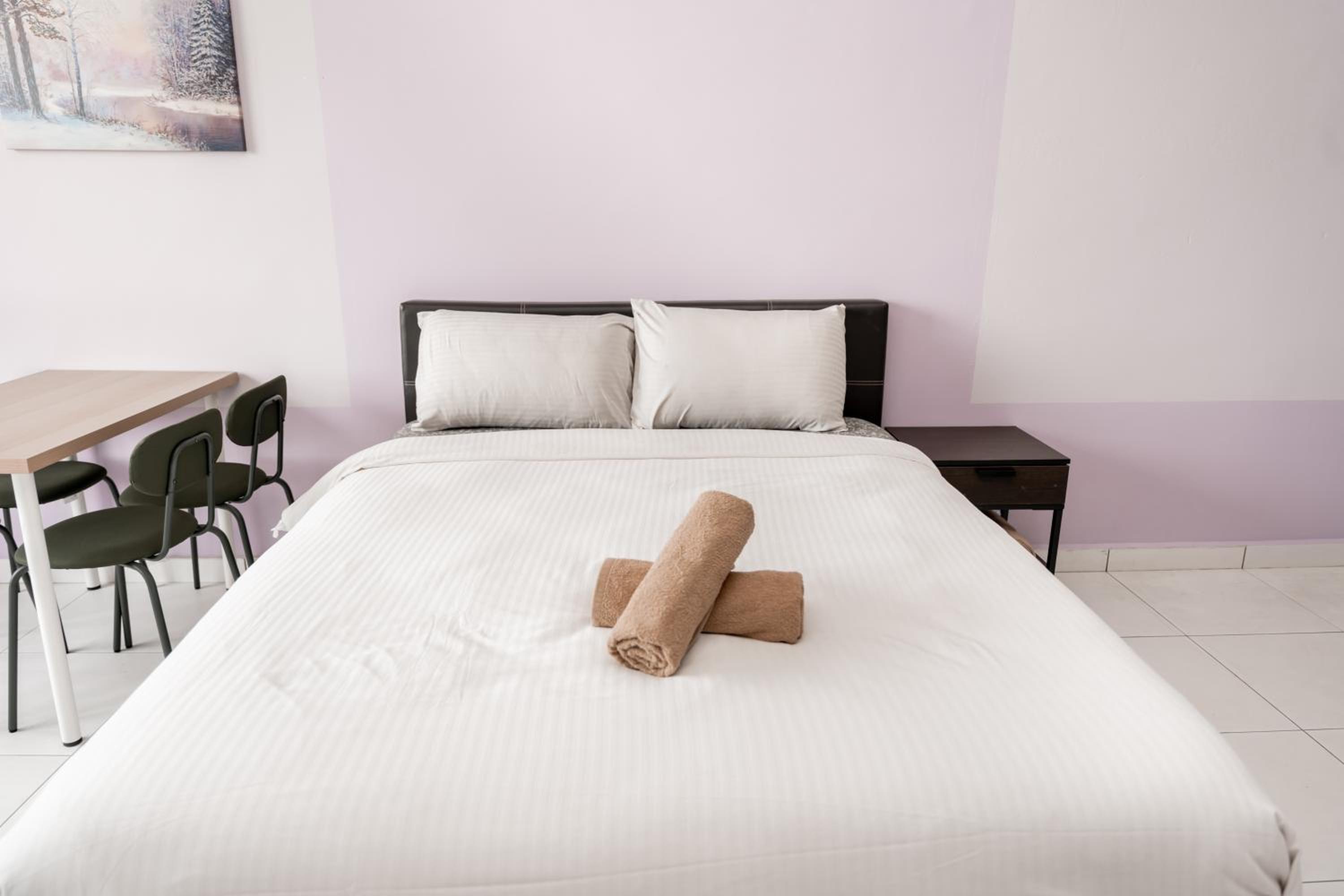Mount austin#akademik suites#austin center