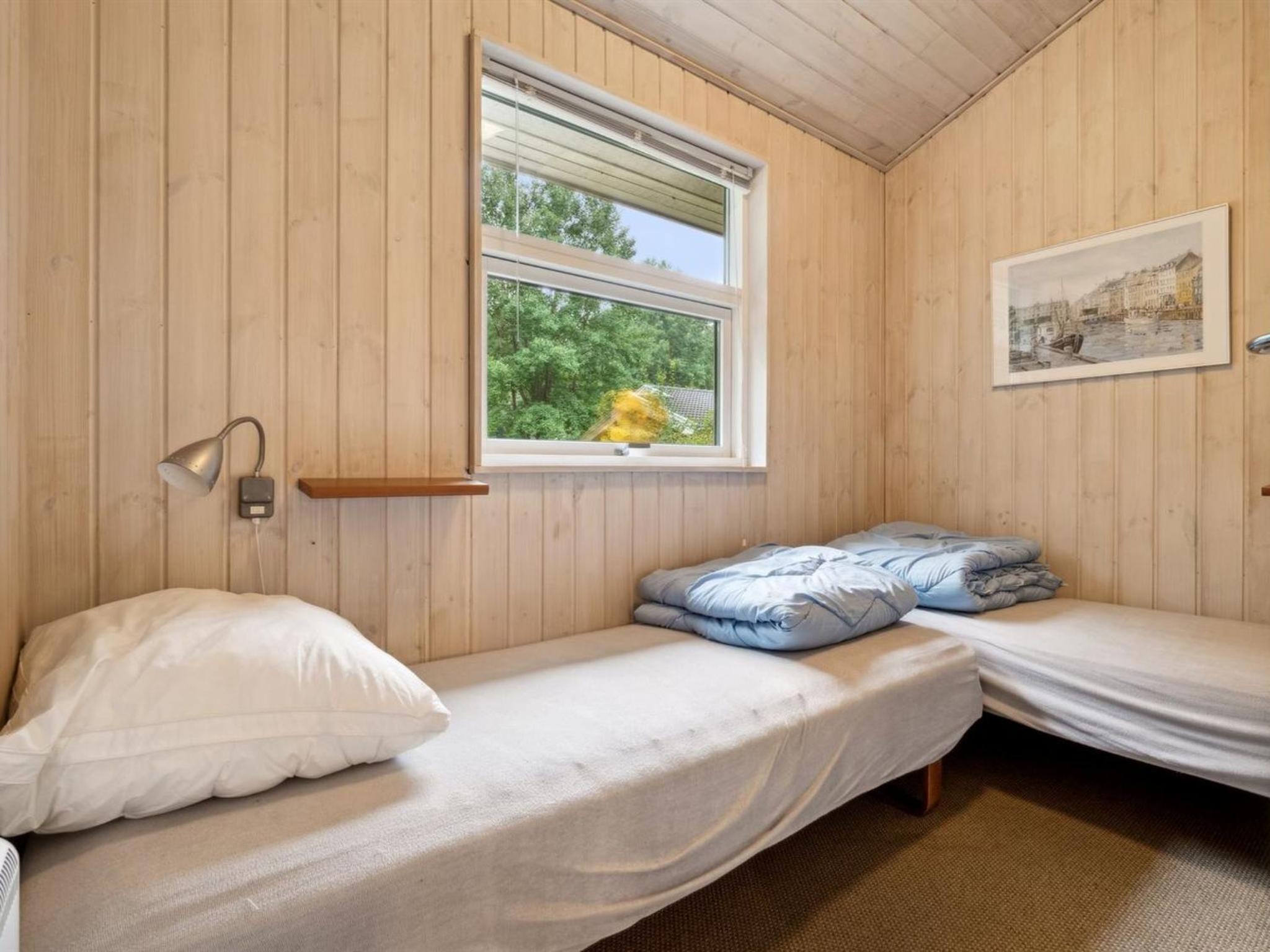 Holiday Home Emmie - 1-2km from the sea by Interhome view 4