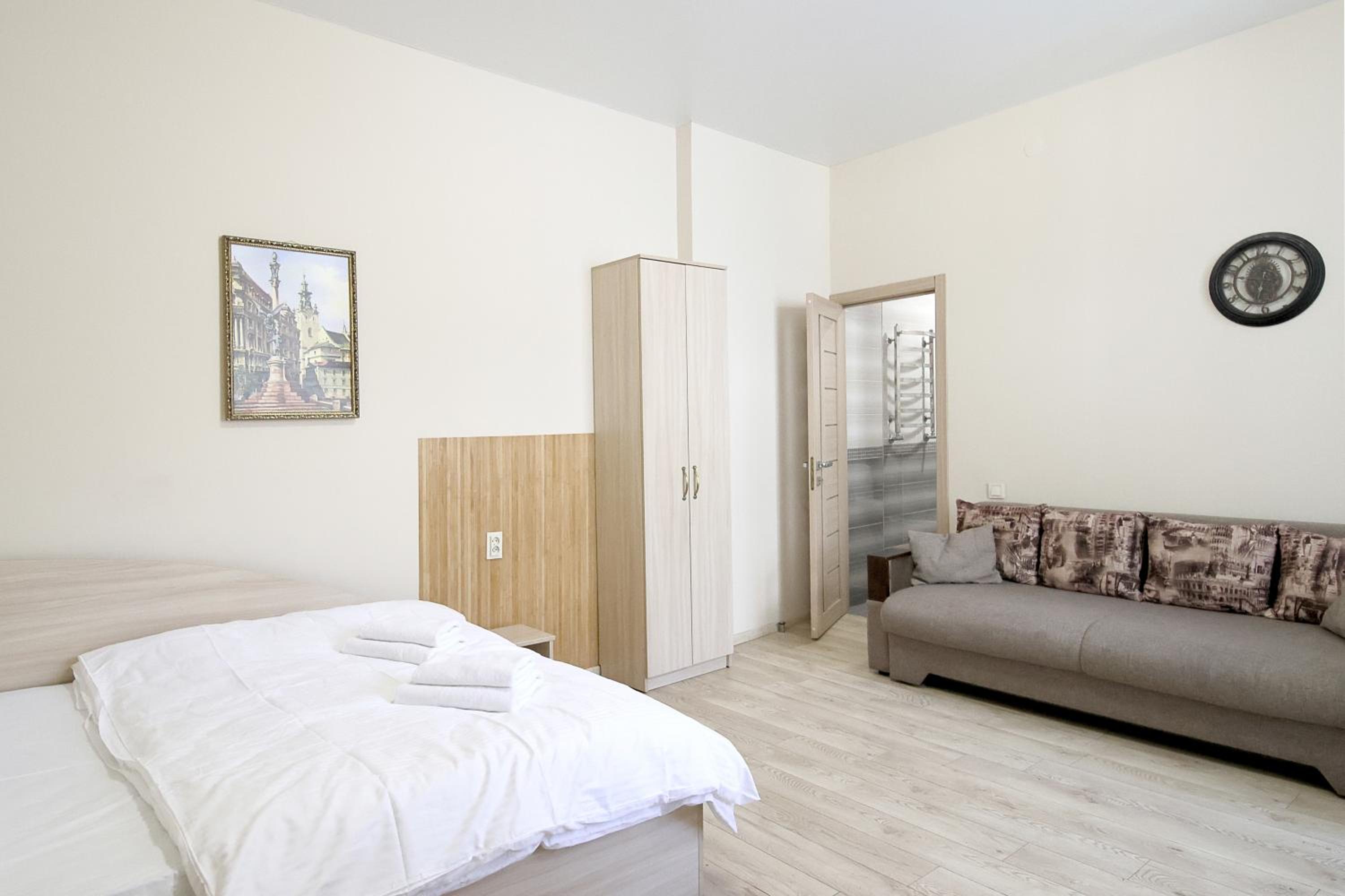 Deluxe Apartments D 25 view 3