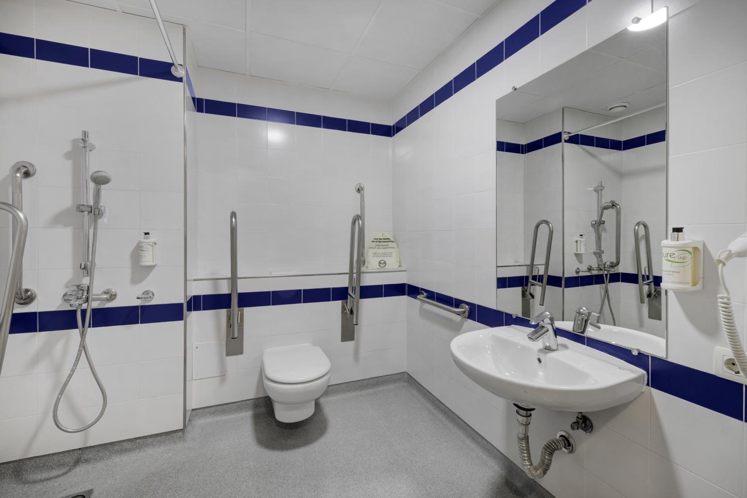 Las Rozas de Madrid Vacations - BB HOTEL Madrid Las Rozas - Property Image 6