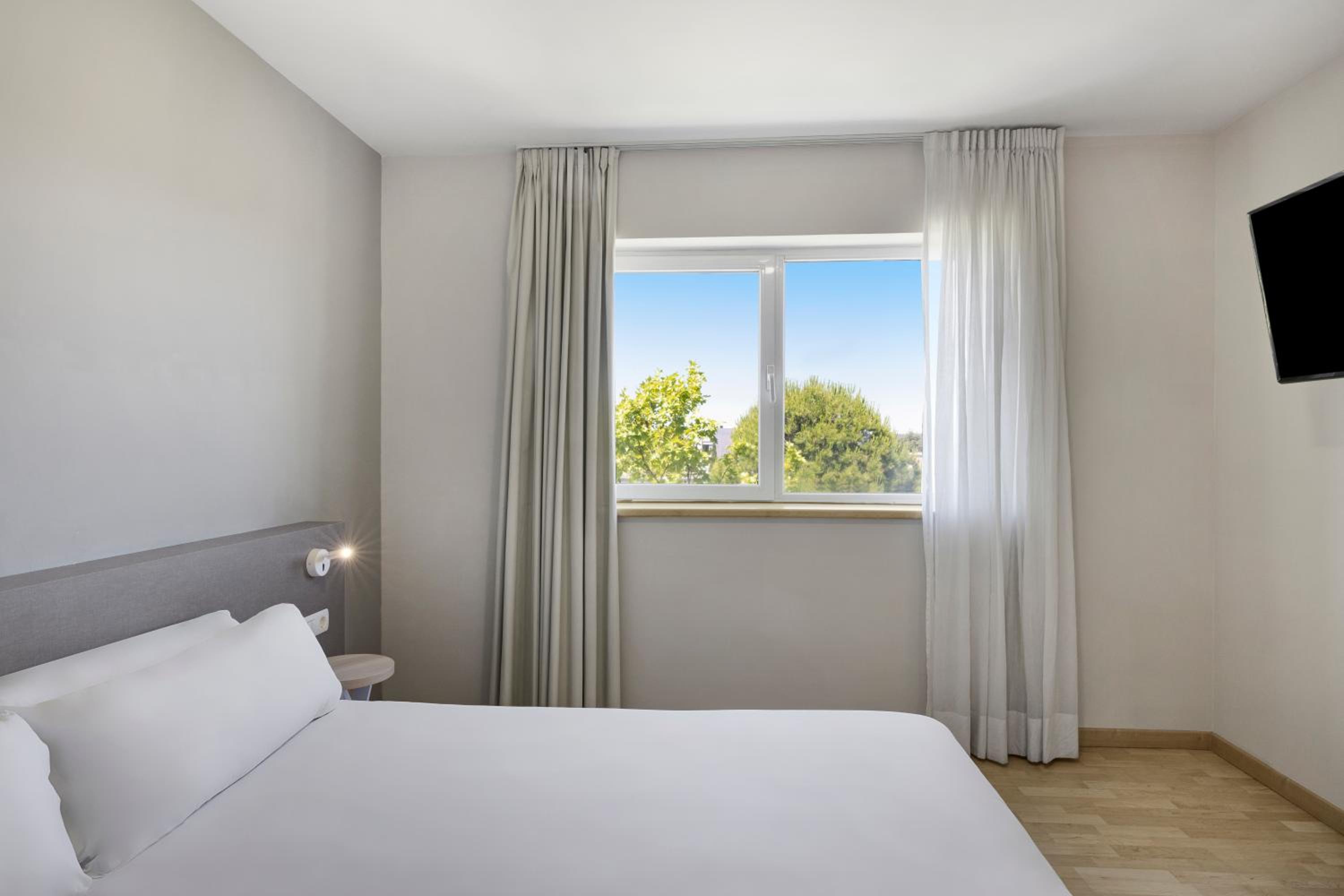 Las Rozas de Madrid Vacations - BB HOTEL Madrid Las Rozas - Property Image 8
