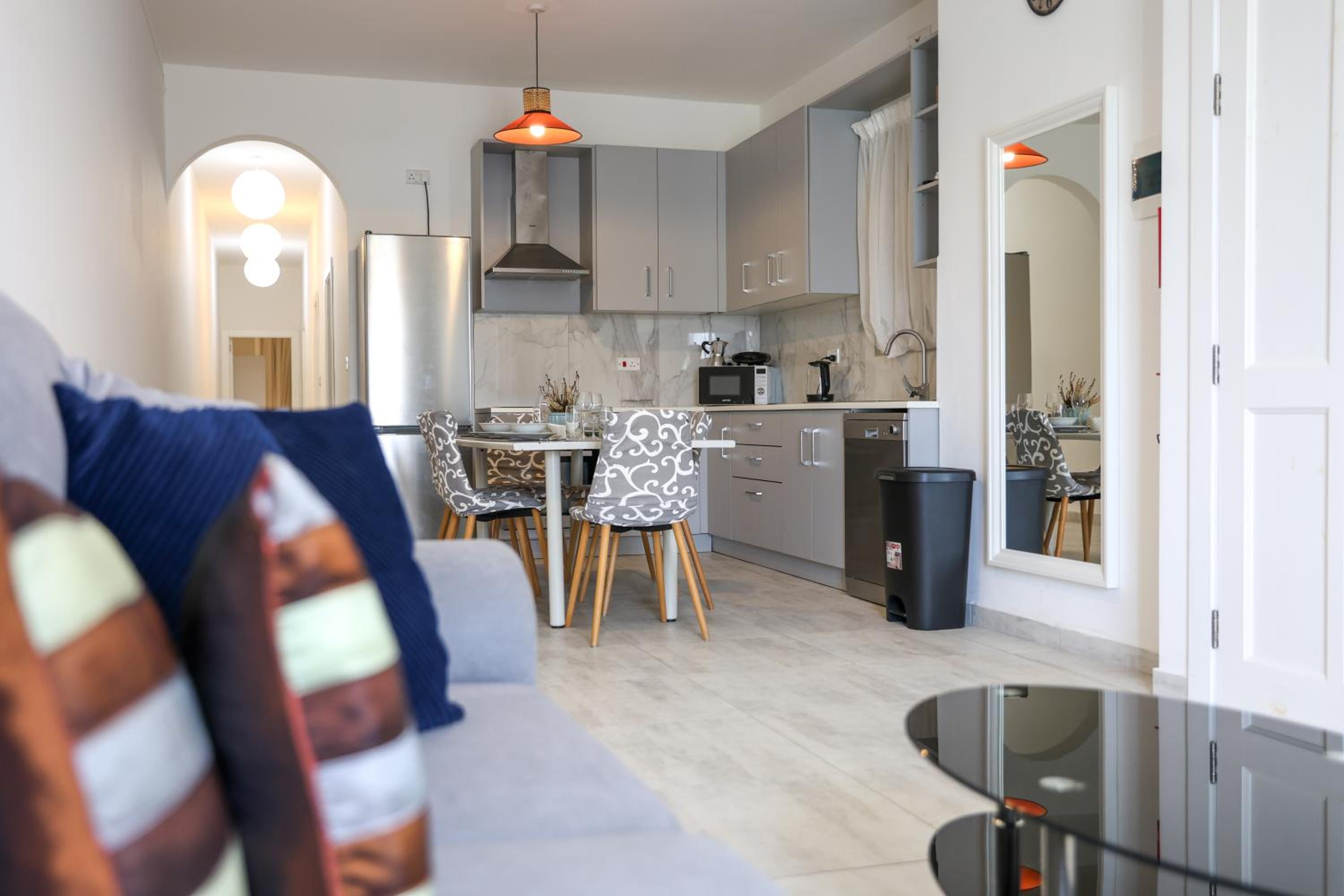 Cosy 3BR Apt with private Terrace & Wifi in Gozo by 360 Estates view 5