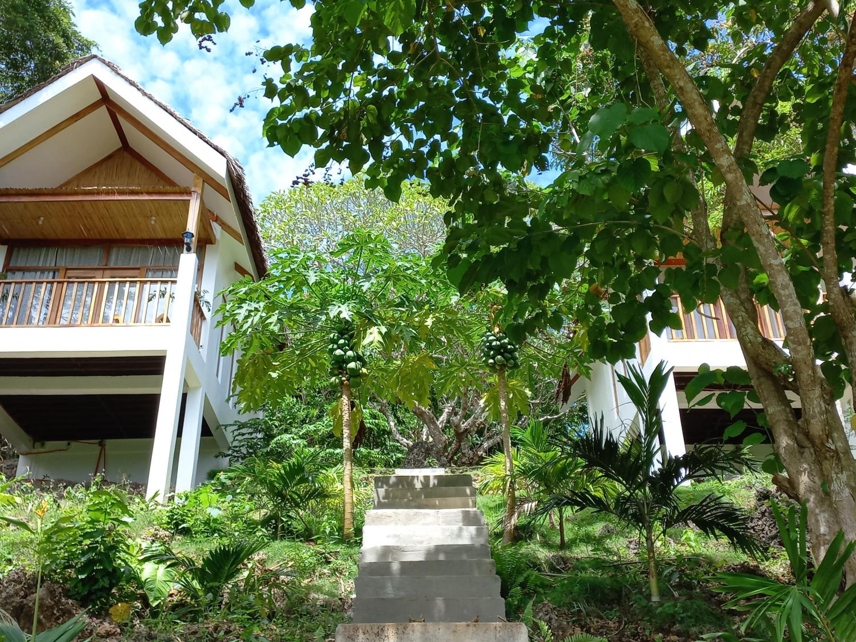 MHARI Bungalows and Rooms