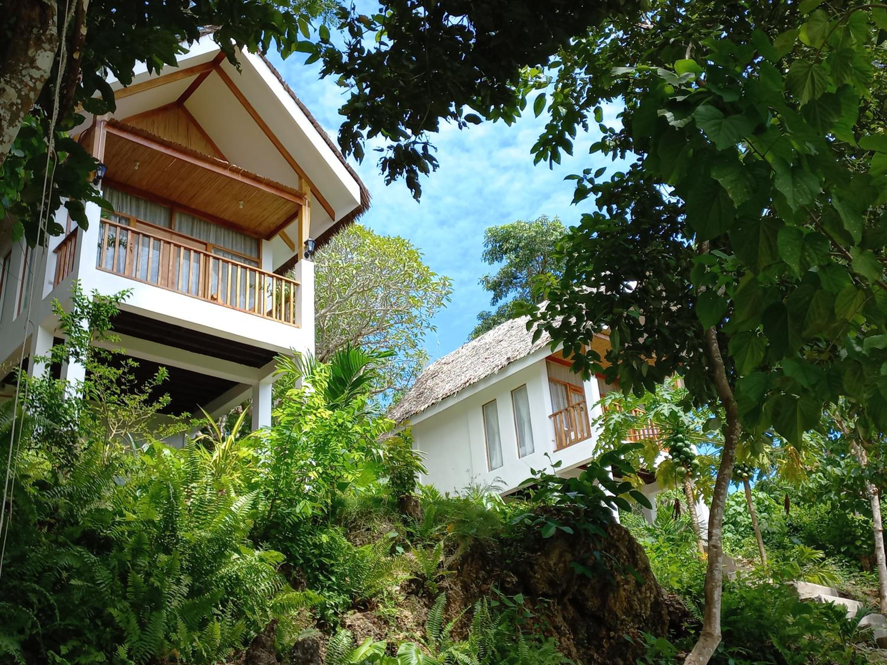 MHARI Bungalows and Rooms