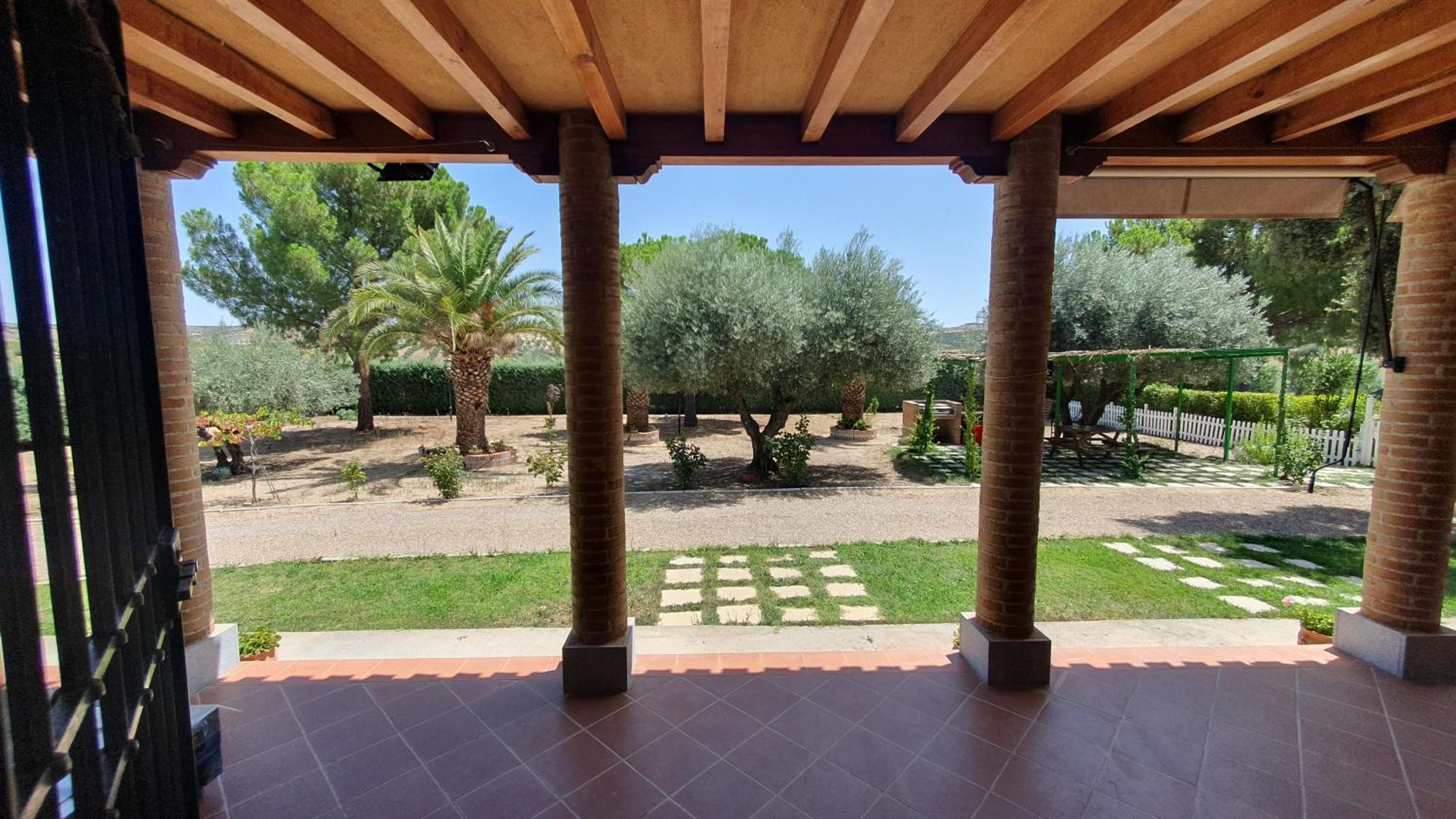 Finca El Arca - Casa Rural con Piscina y Barbacoa view 3