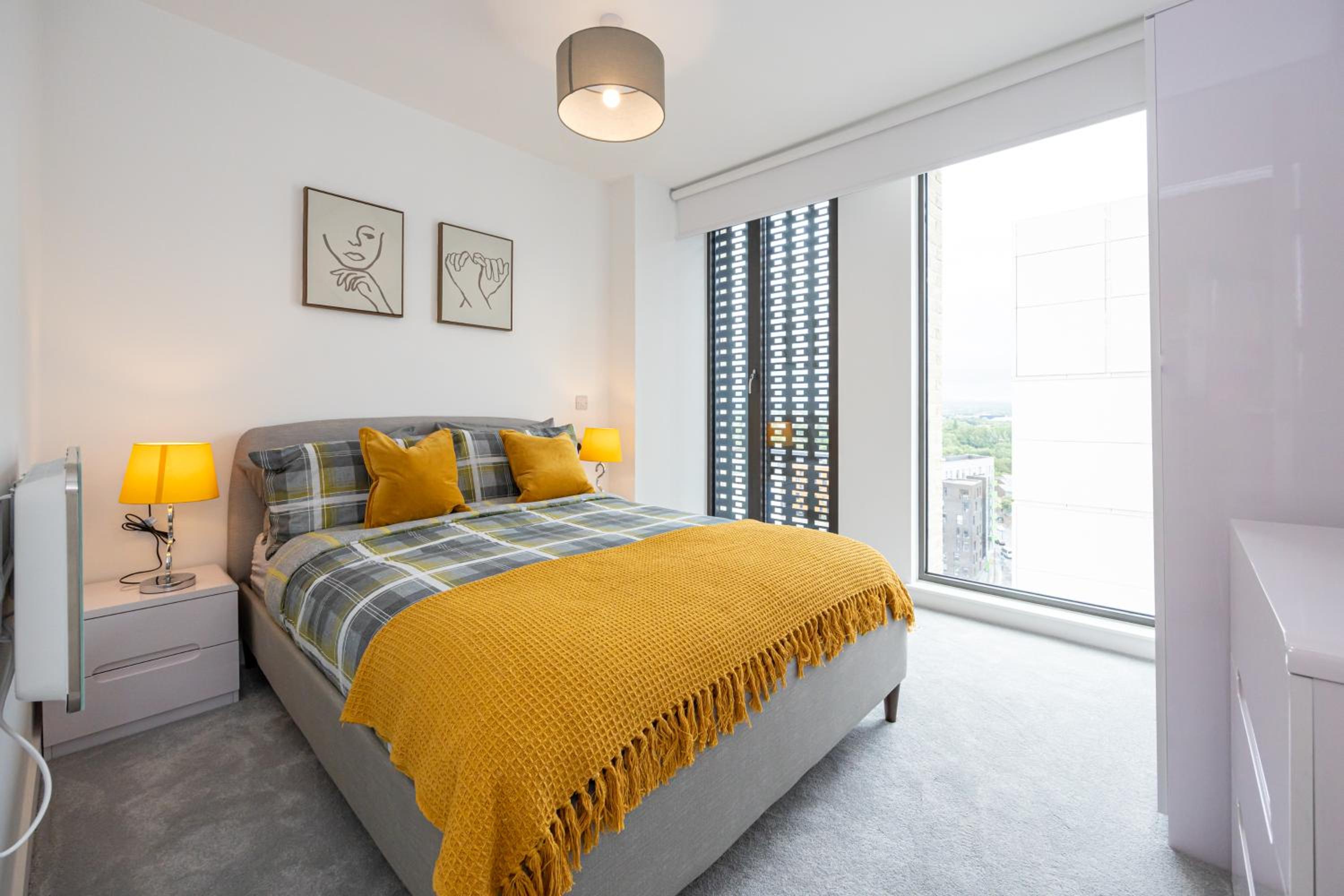 Manchester Vacations - City Center Ultra-Luxe 2Bed Villa Amalfi - Property Image 5