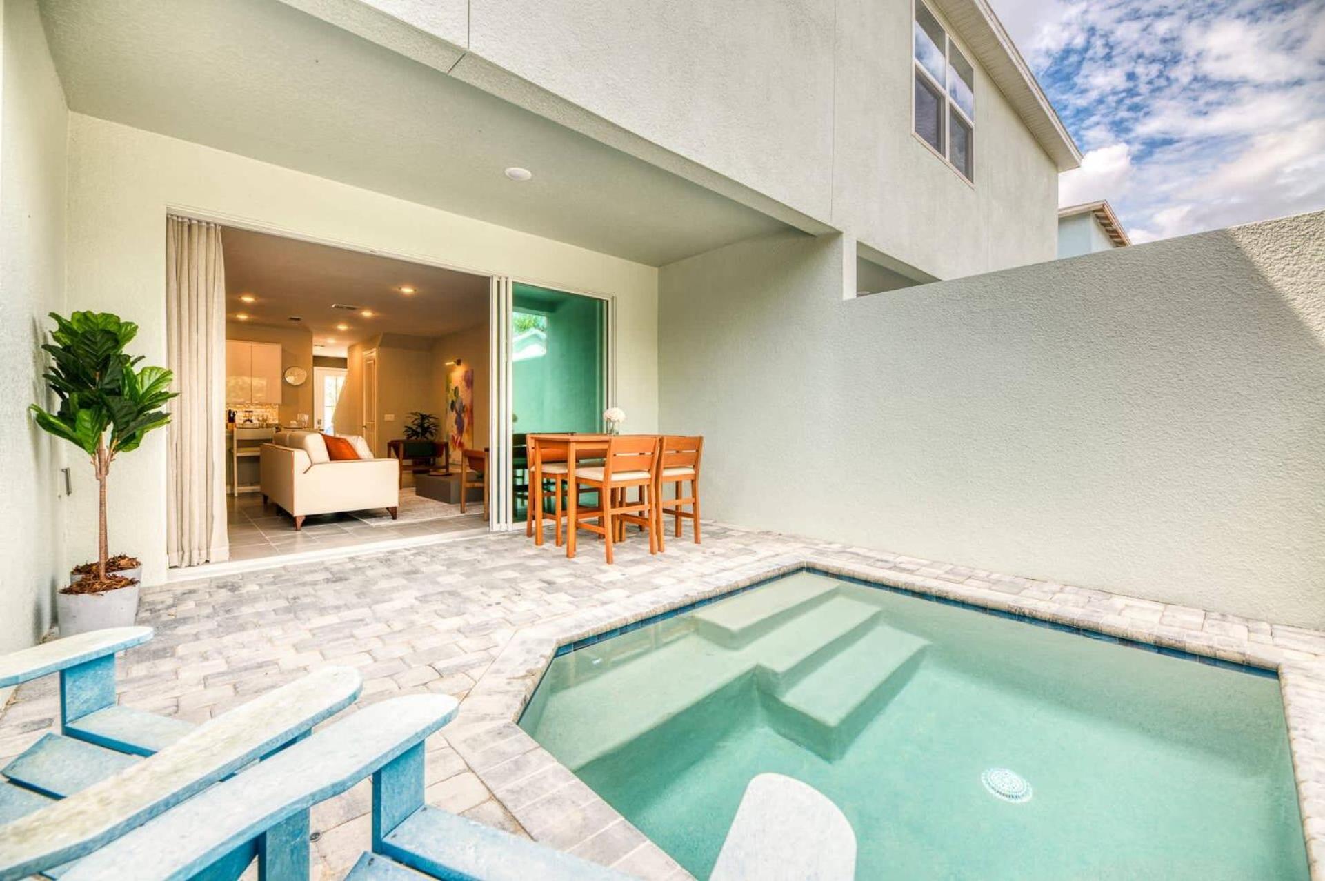 8005 Elegant Villa 5 Min to Disney Magic