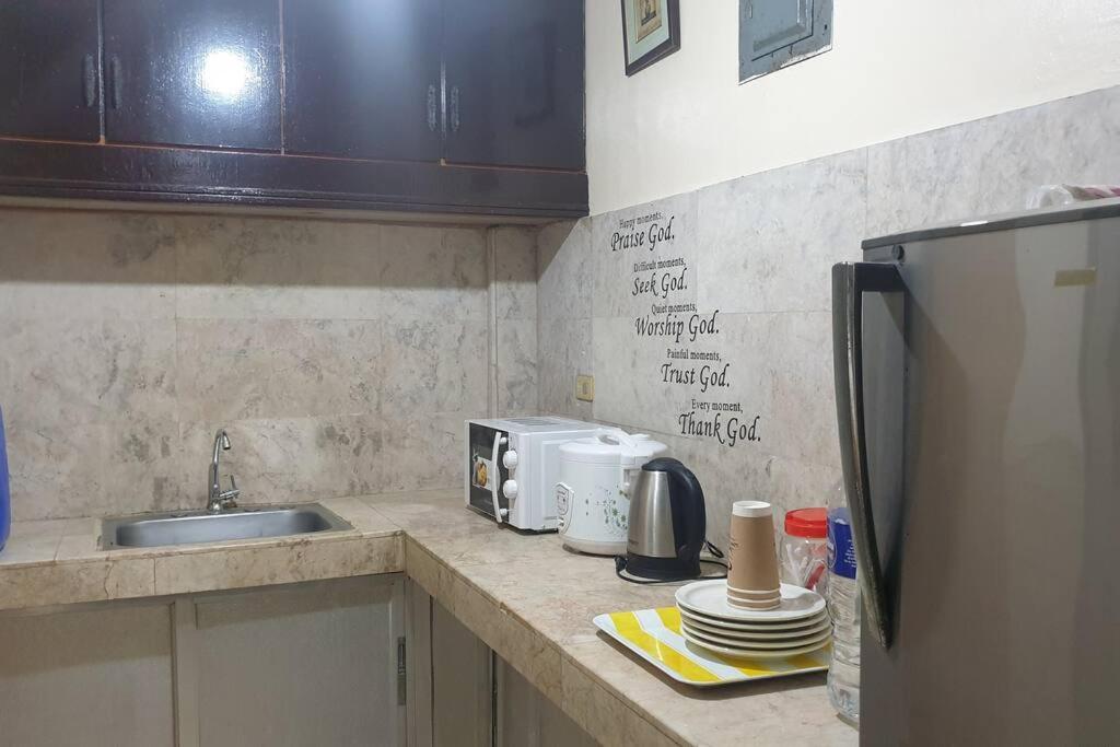 WholeHouse 3 Rooms with Parking view 5