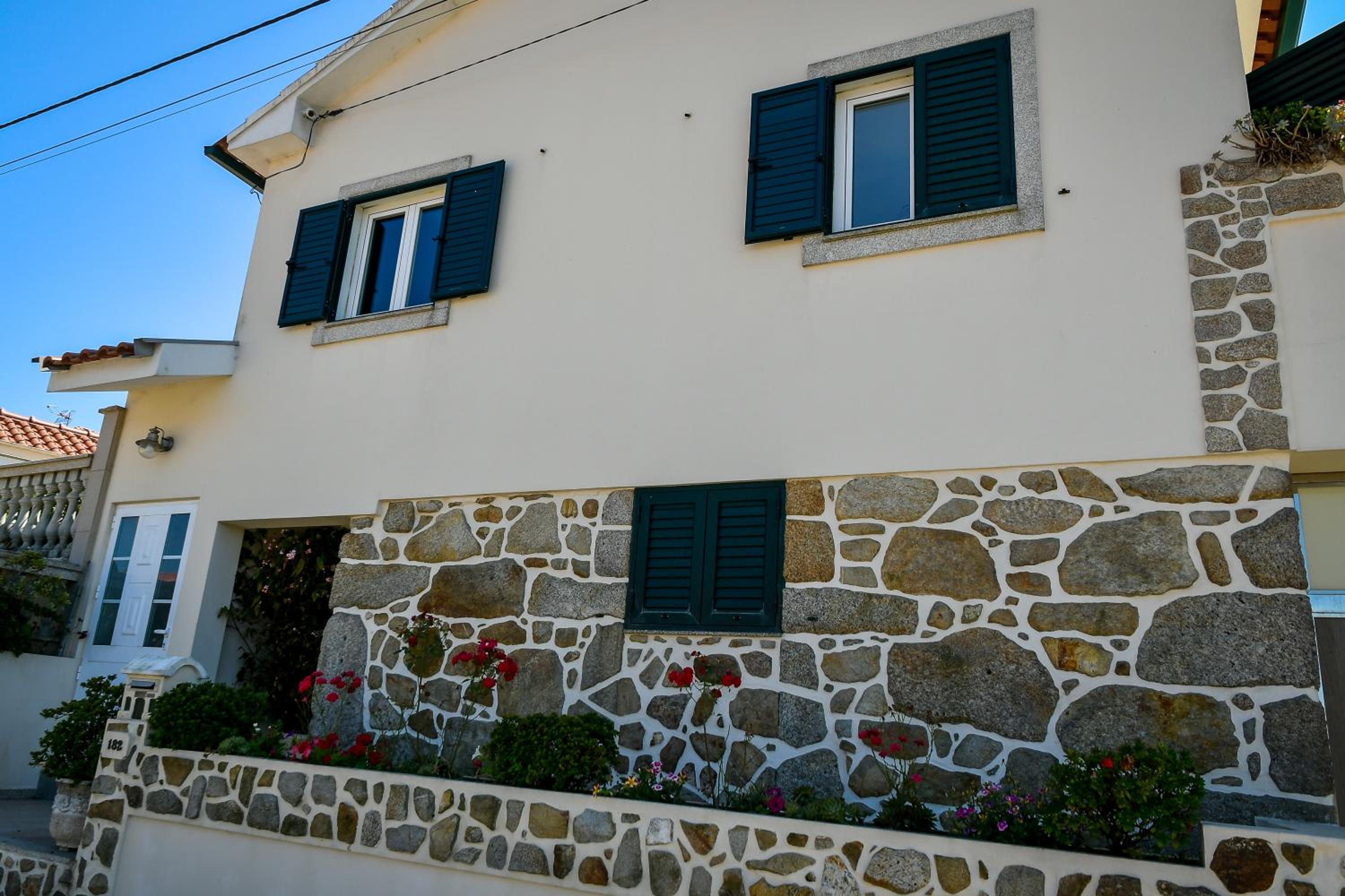 Lovely Home with Amazing Views