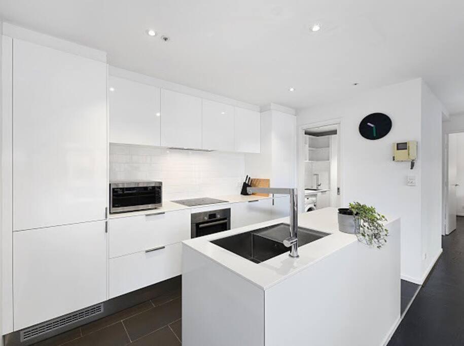 CBD Comfy 2Bedder Walking Distance to CrownComplex