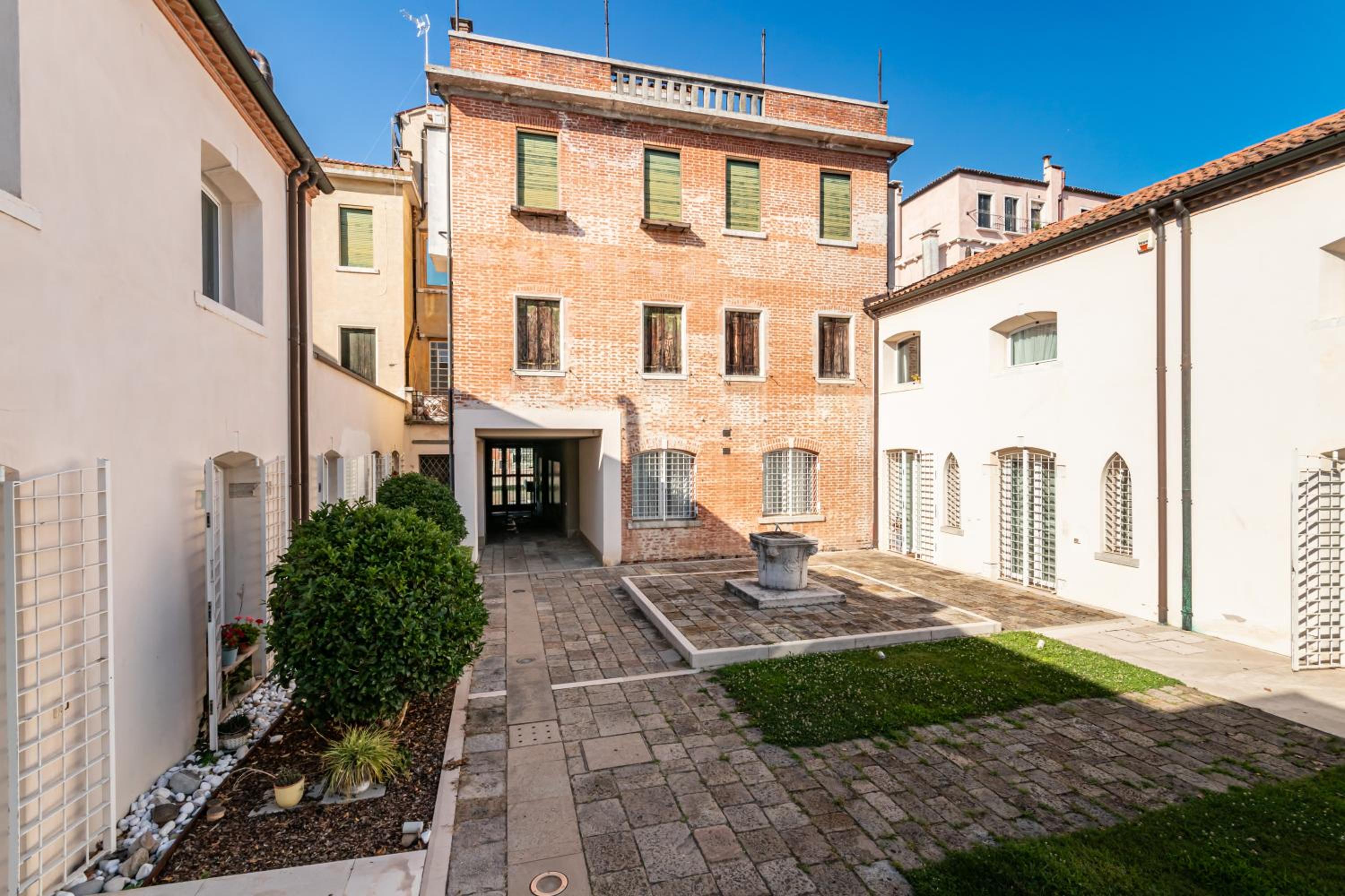 Charming Apartment in Venice!
