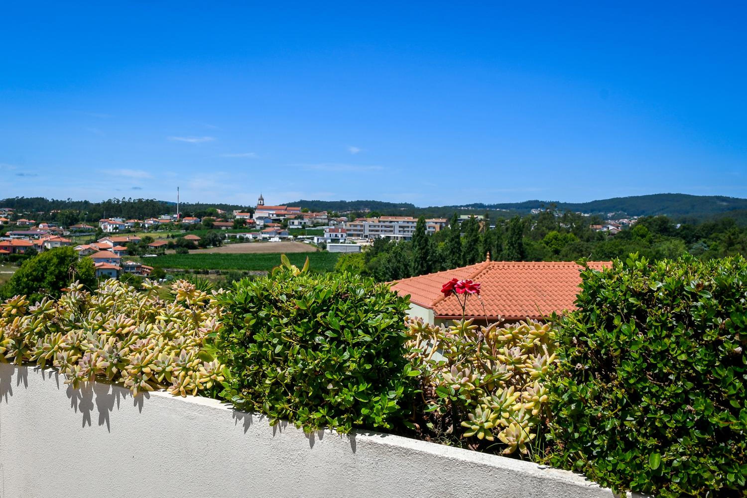 Lovely Home with Amazing Views