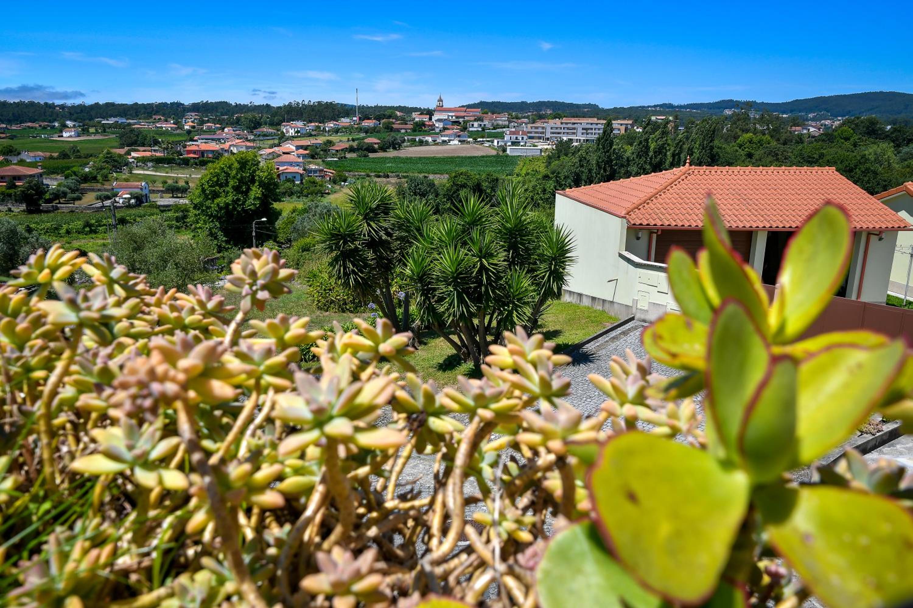 Lovely Home with Amazing Views