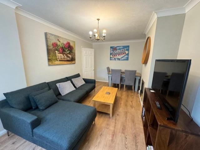 2 BR lovely flat view 2