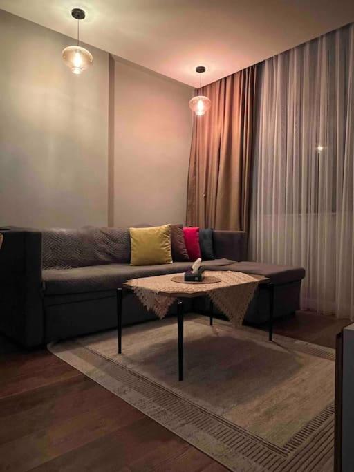 Glamorous Central Apartment