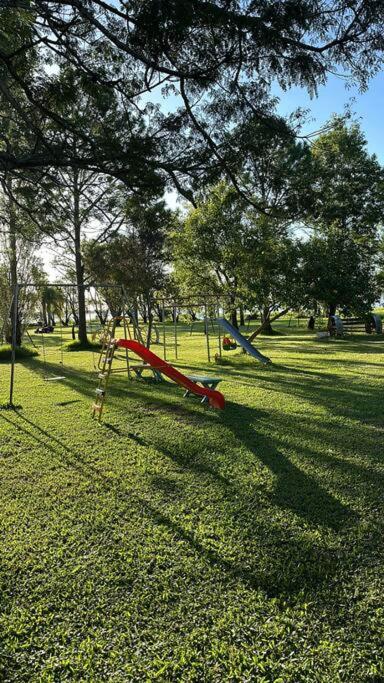 Chalet zona Norte con salida al lago 
