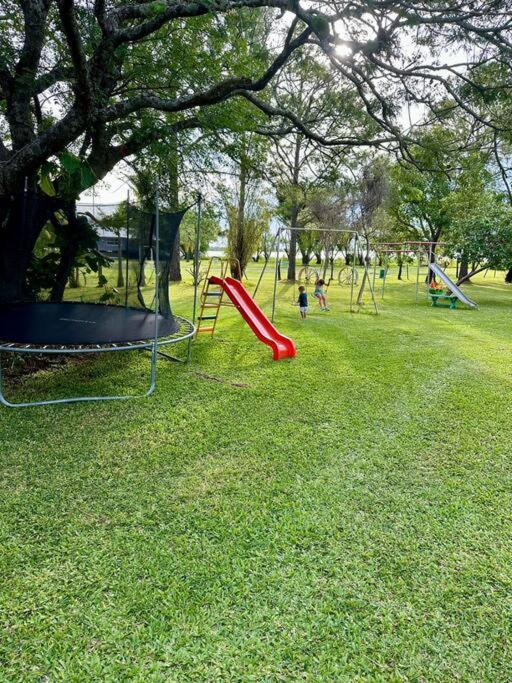 Chalet zona Norte con salida al lago 