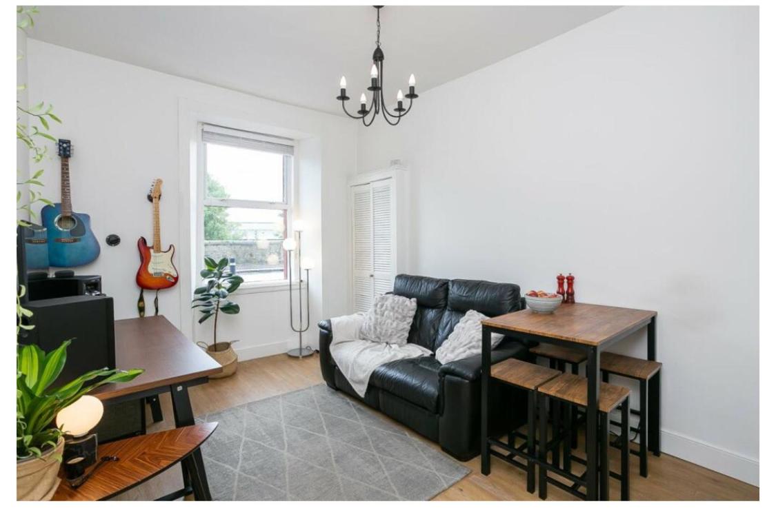 stunning modern one bedroom apartment view 2