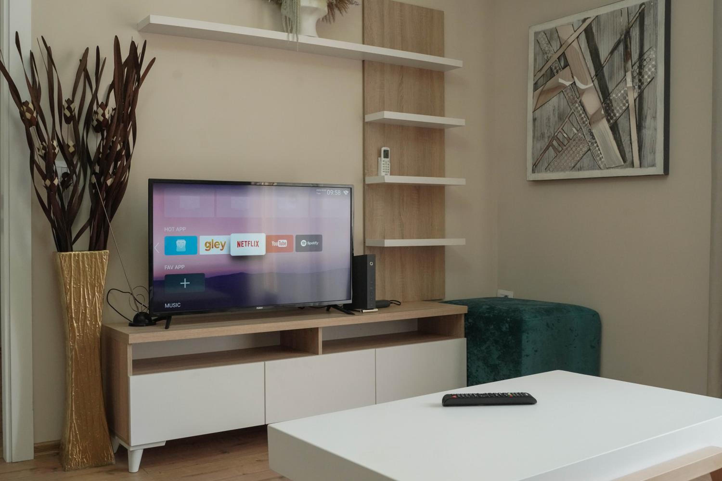 Haris Apartments Tirana