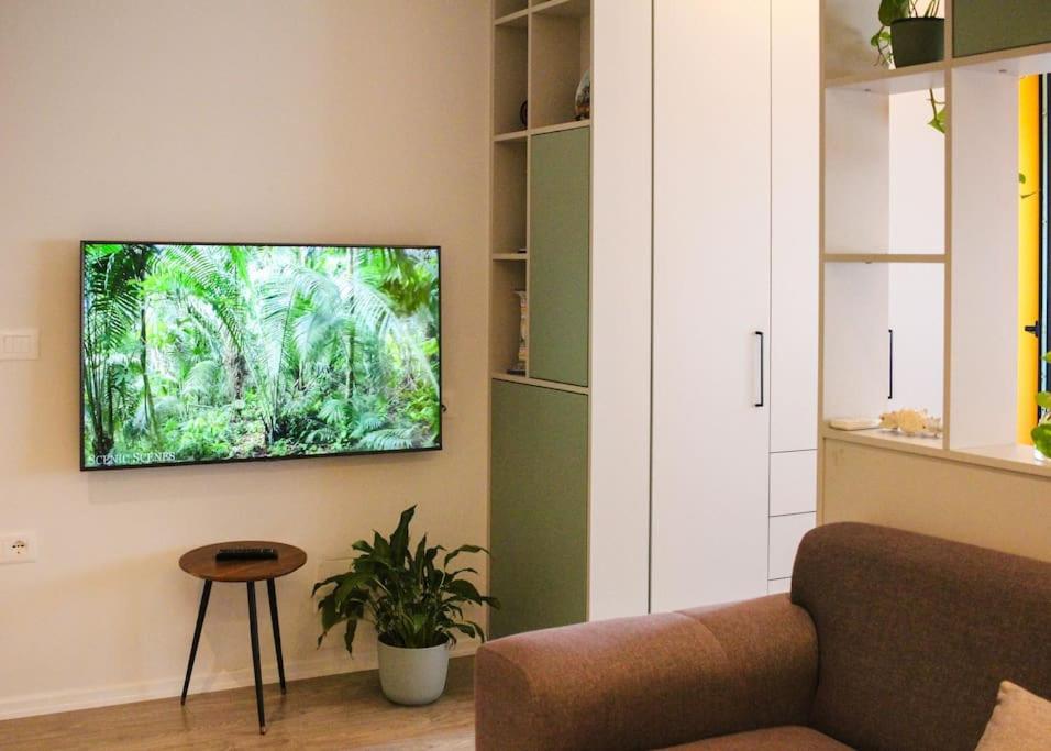 Central Flower Studio Apartment 3