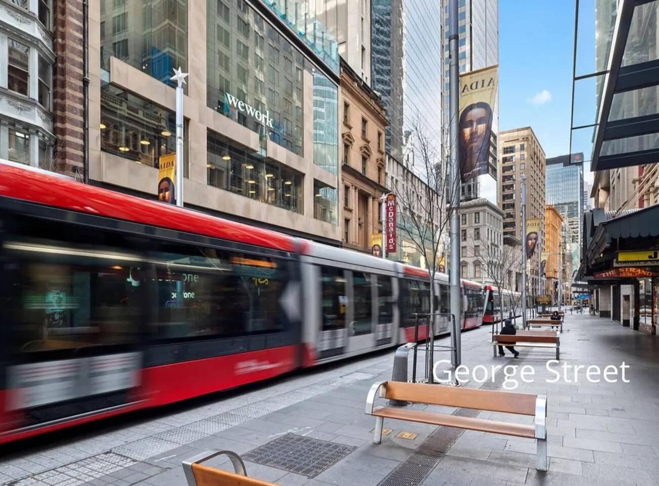Stylish 2 Bed in Central CBD with Pool & Gym