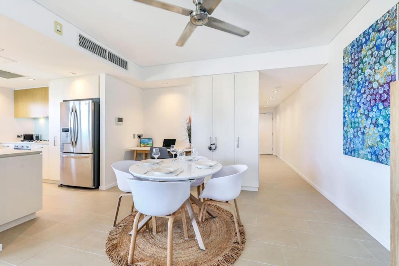 Waterfront Monsoon Suite 2 Bed, 2 Bath Apt