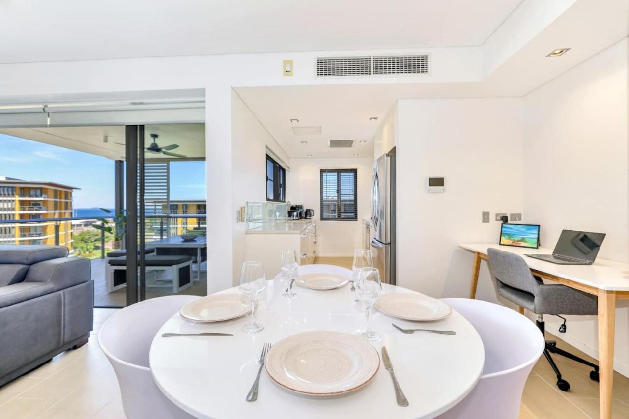 Waterfront Monsoon Suite 2 Bed, 2 Bath Apt