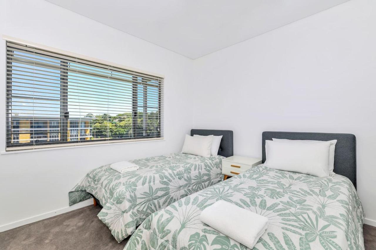 Waterfront Monsoon Suite 2 Bed, 2 Bath Apt