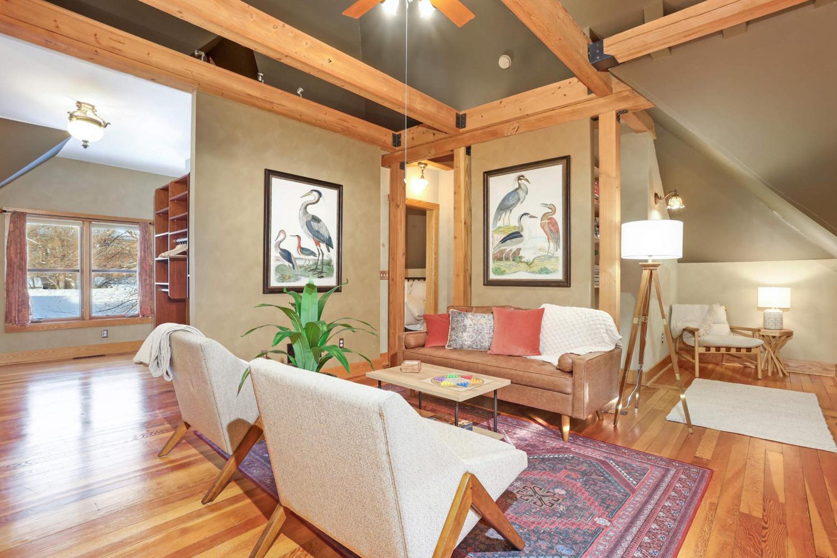 Ekman Carriage House