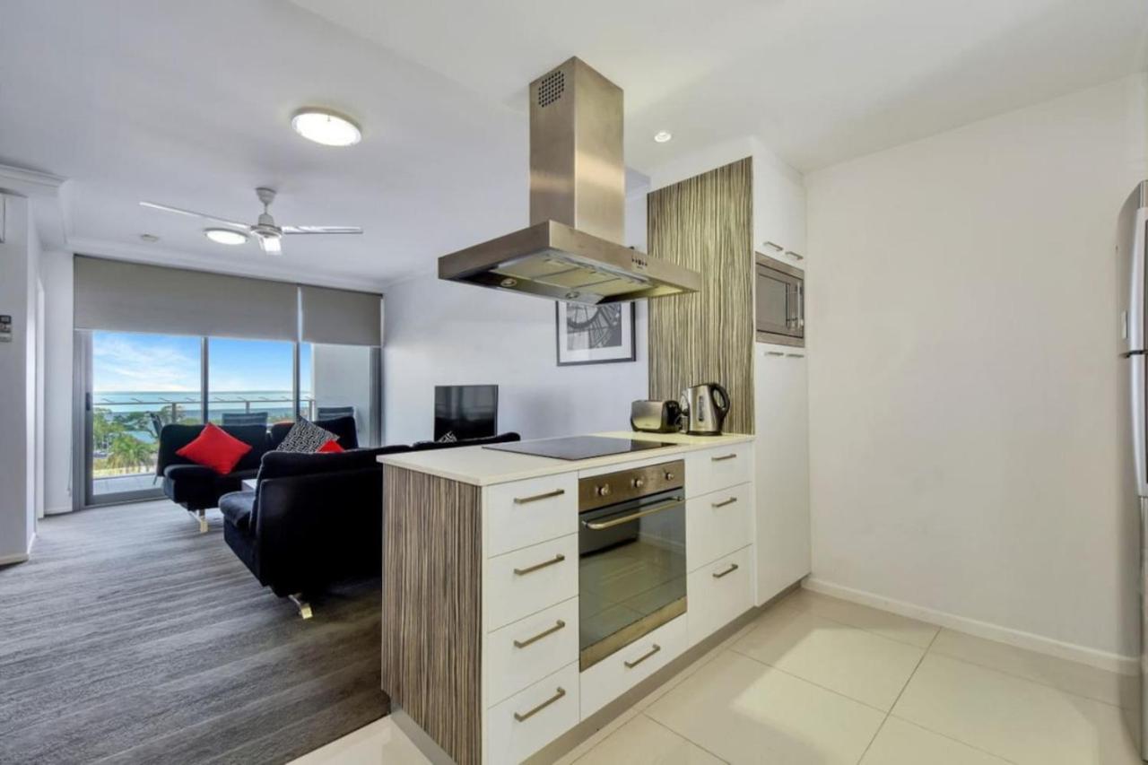 Ocean Outlook - Hip City Pad