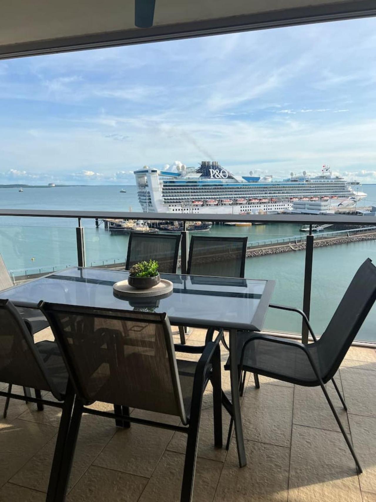 Sip champagne at Sunset at the Darwin Waterfront
