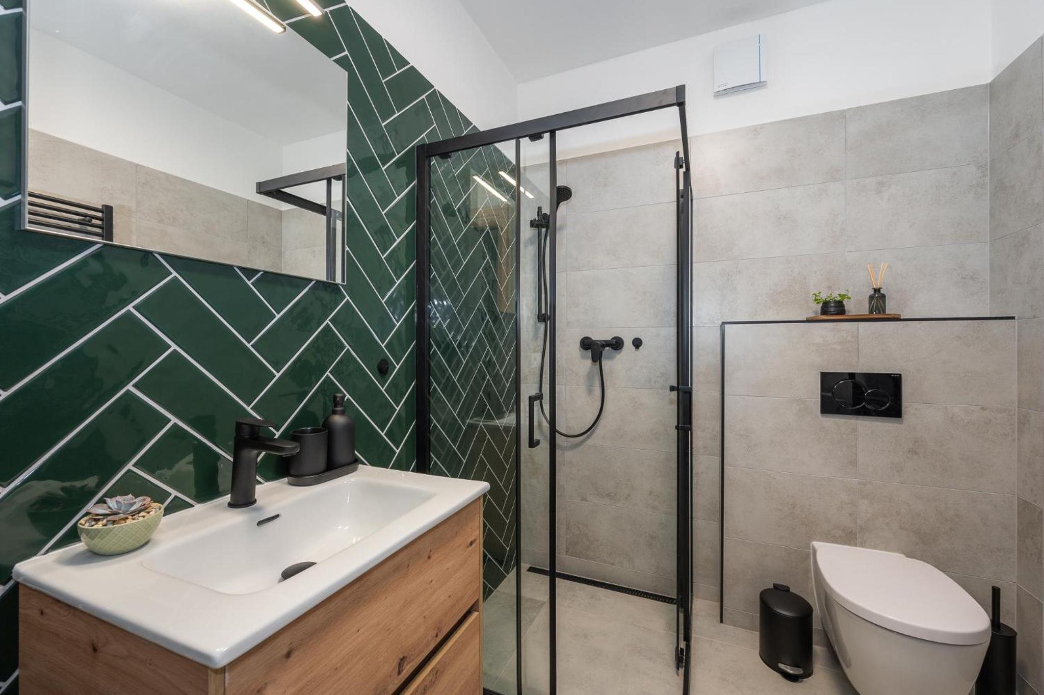 Fully equipped Apartments with Terraces, Free garage parking, Netflix & AC - by Apartmány Šlapanice cz