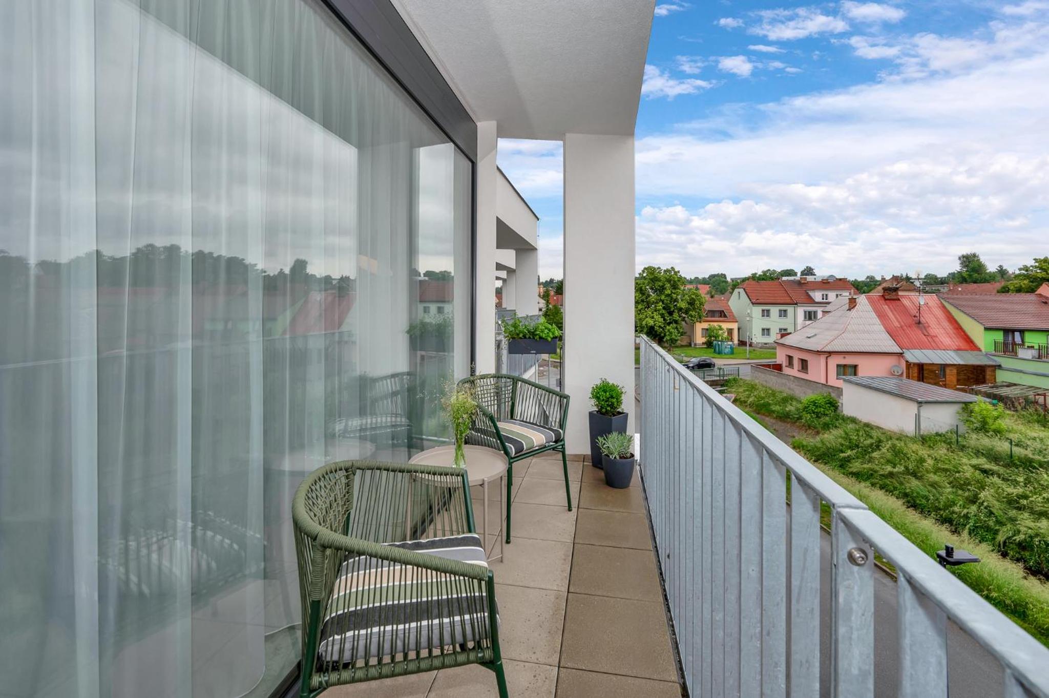 Fully equipped Apartments with Terraces, Free garage parking, Netflix & AC - by Apartmány Šlapanice cz