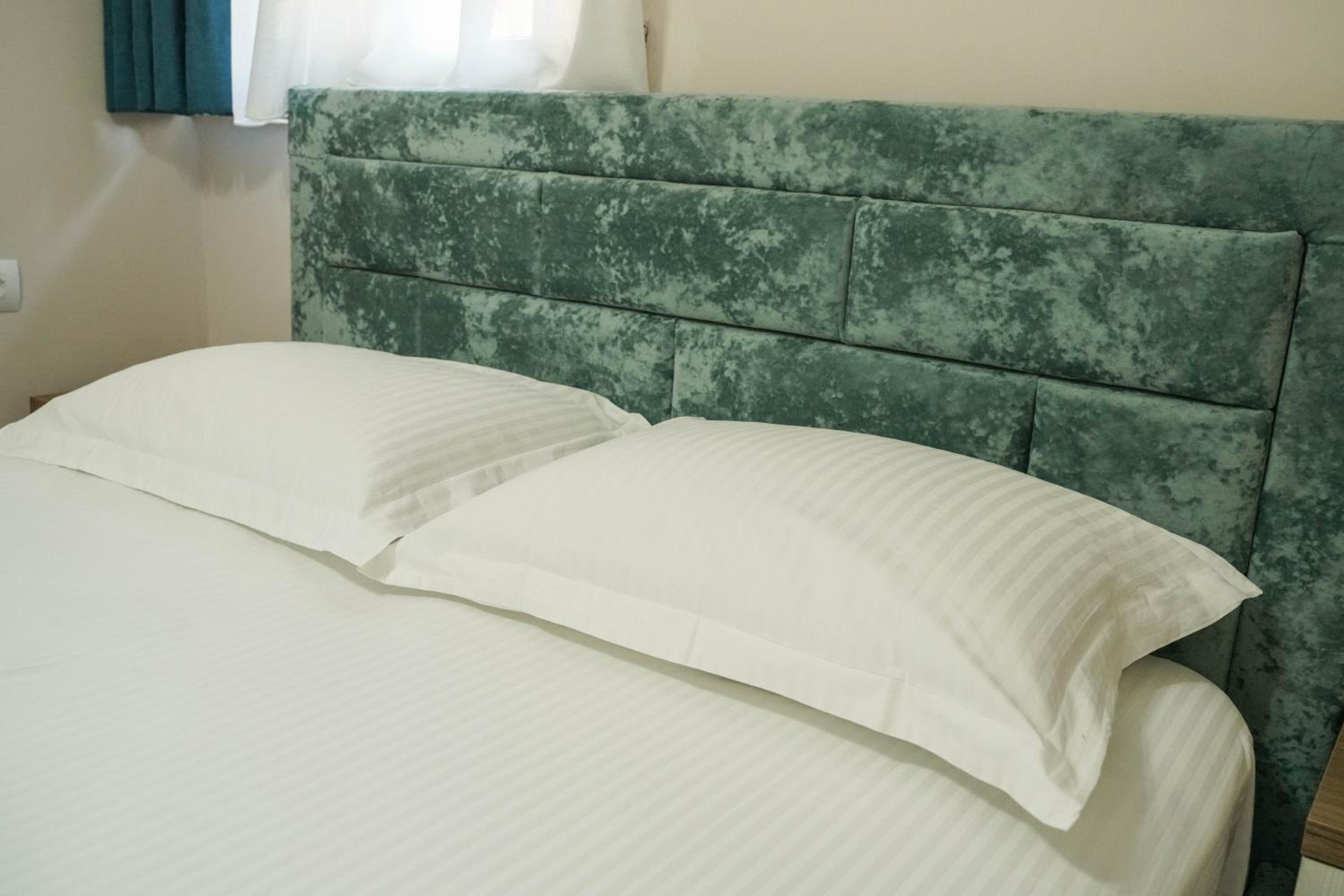 Haris Apartments Tirana