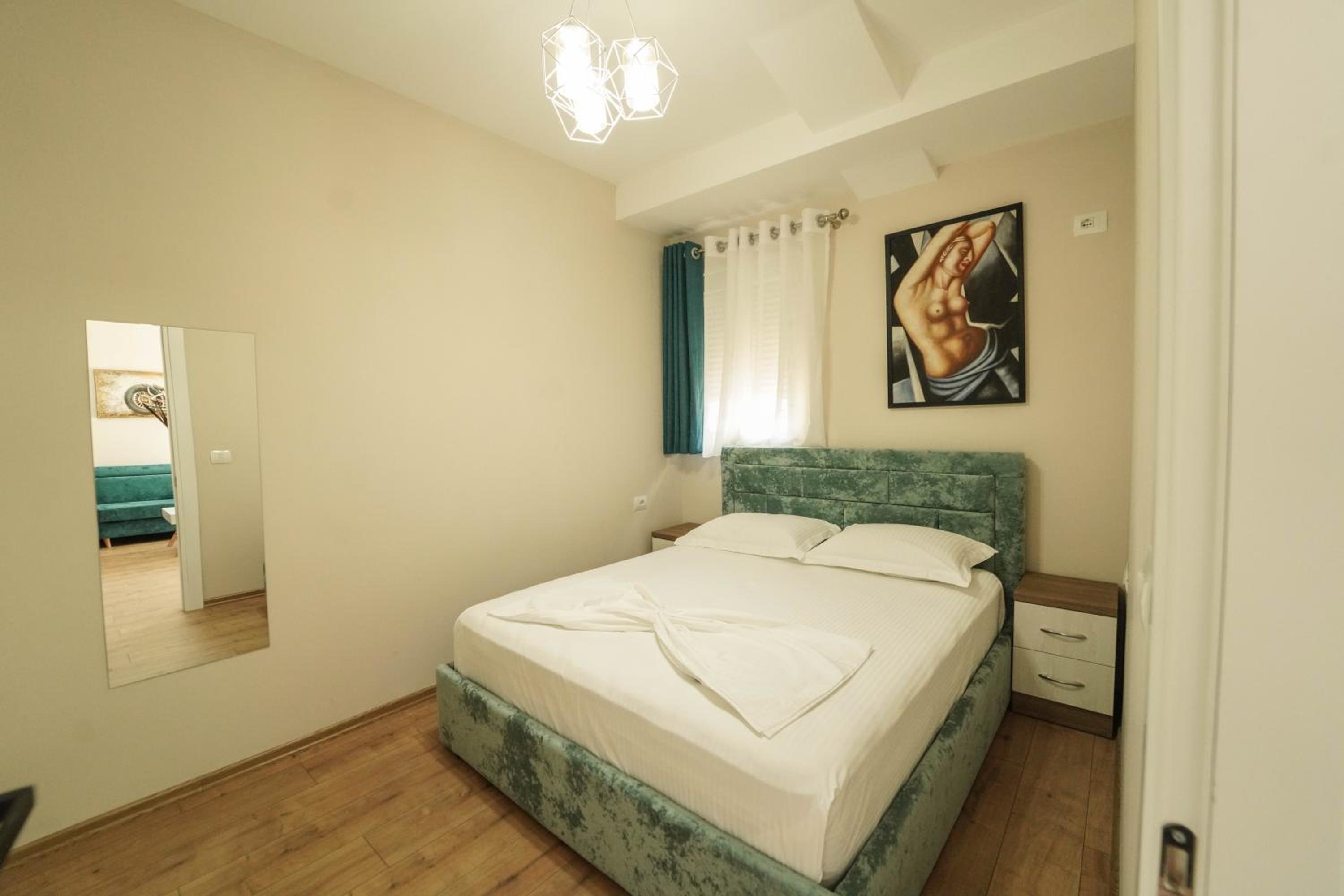 Haris Apartments Tirana