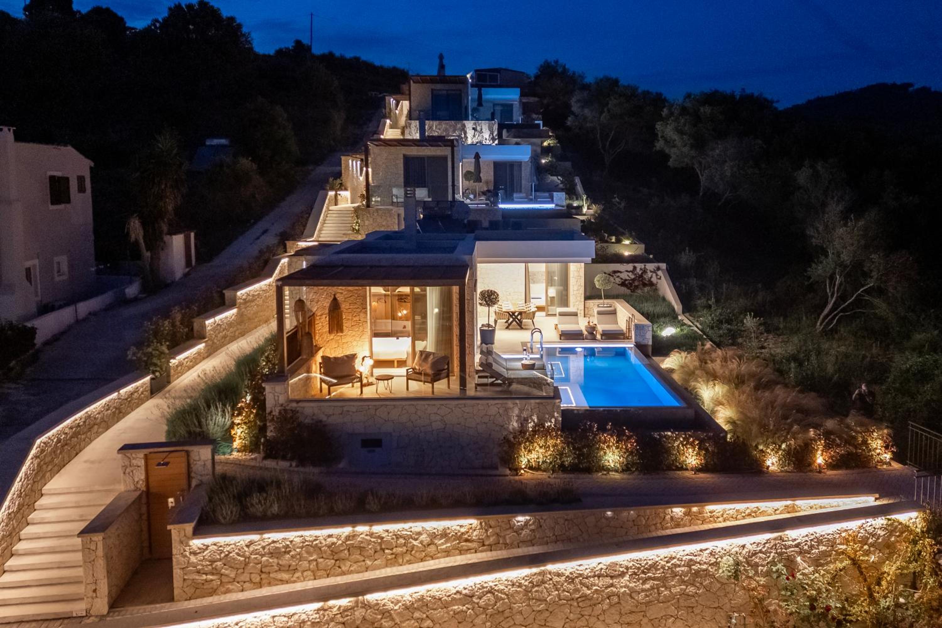 Photo 102