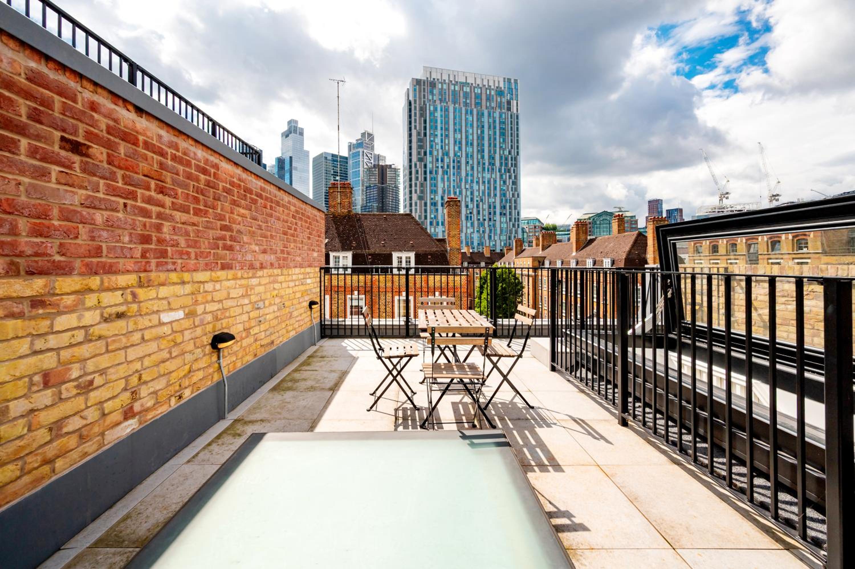Arcore Premium Apartments Spitafields